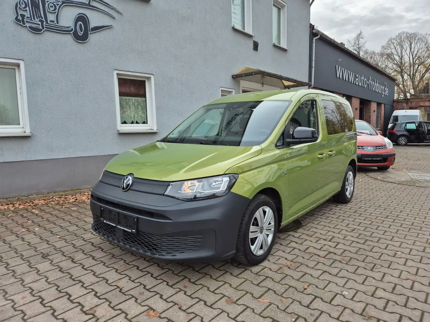 Volkswagen Caddy 2.0 TDi,4Motion,Navi,Klima,Sitzhzg,Ahk Grün - 2