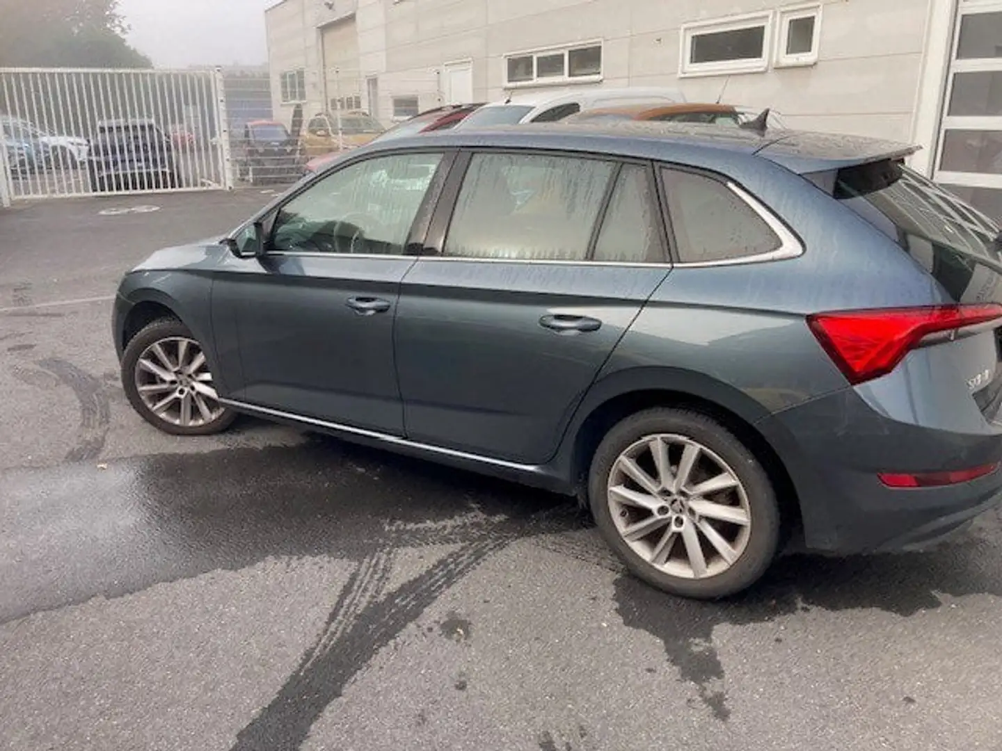 Skoda Scala TSI Clever+ Verde - 2