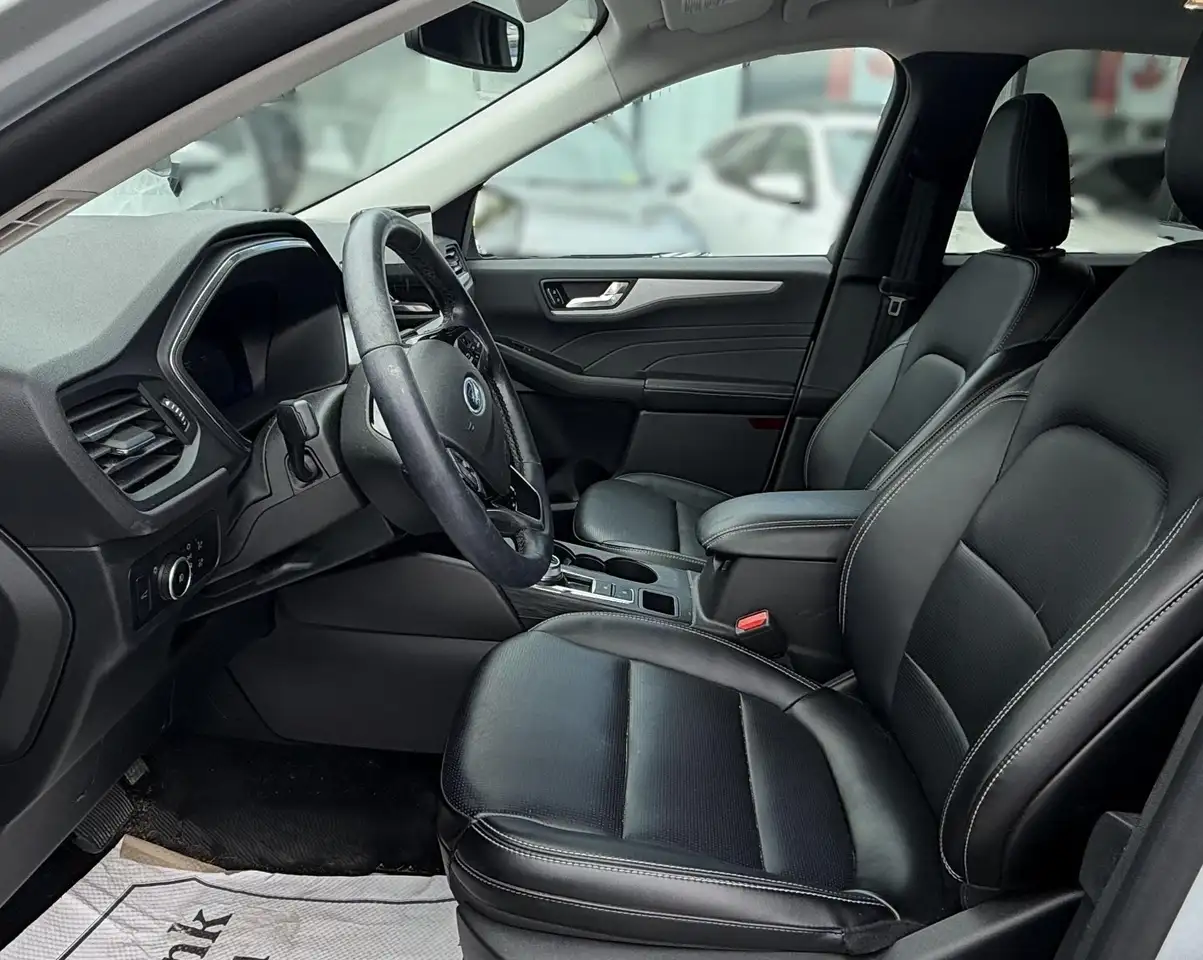 Ford Escape fotografie Ford Escape