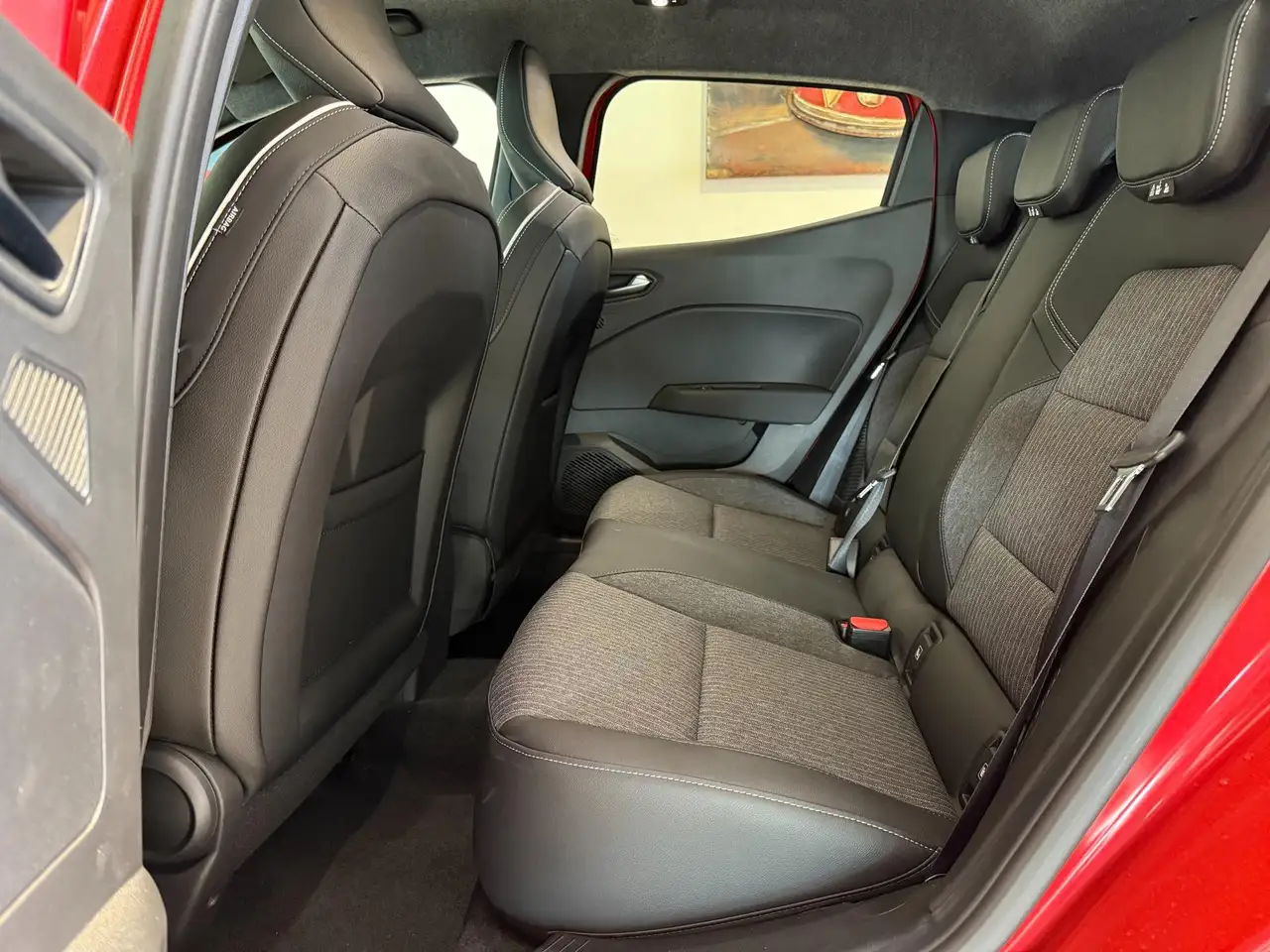 Mitsubishi Colt 2024 — фото 14