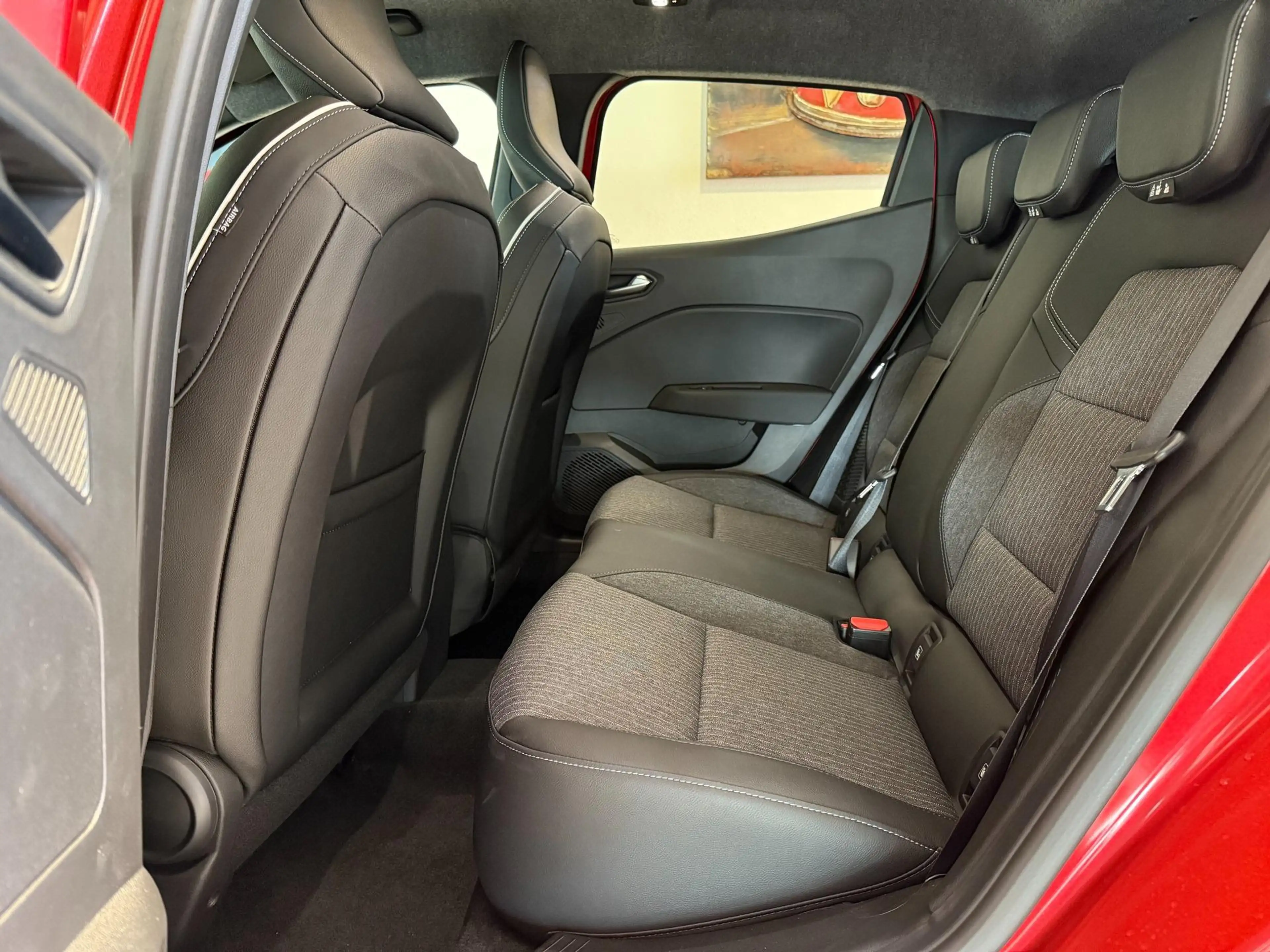 Mitsubishi Colt Diamant Edition 1.6 Hybrid 105 kW (143 PS) Lenk... — photo 14