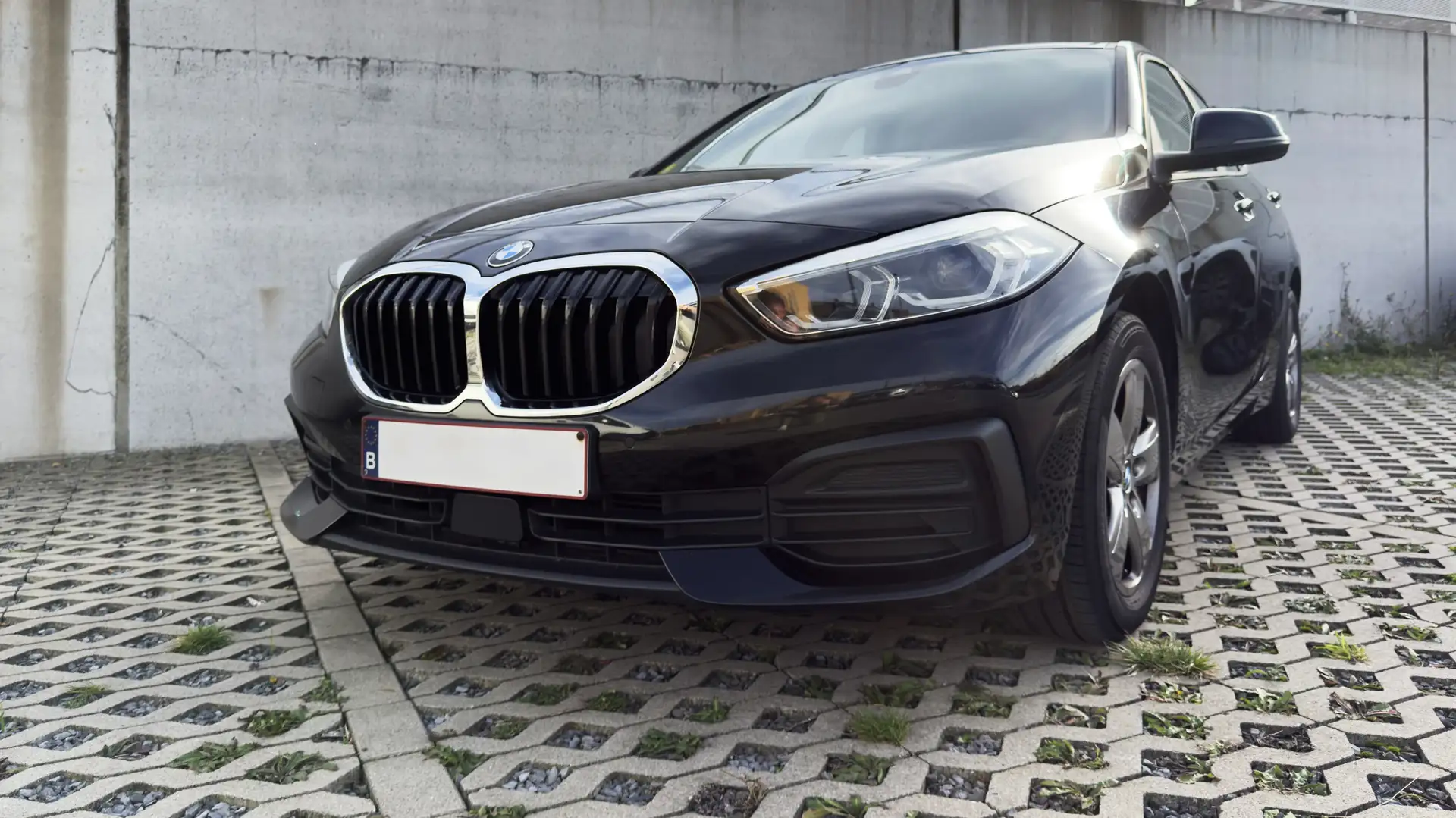 BMW 116 116d Advantage Zwart - 1