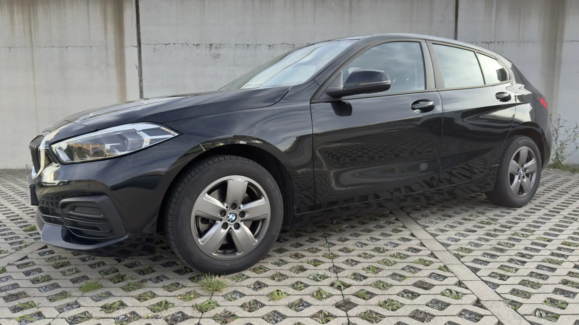 BMW 116 116d Advantage Zwart - 2