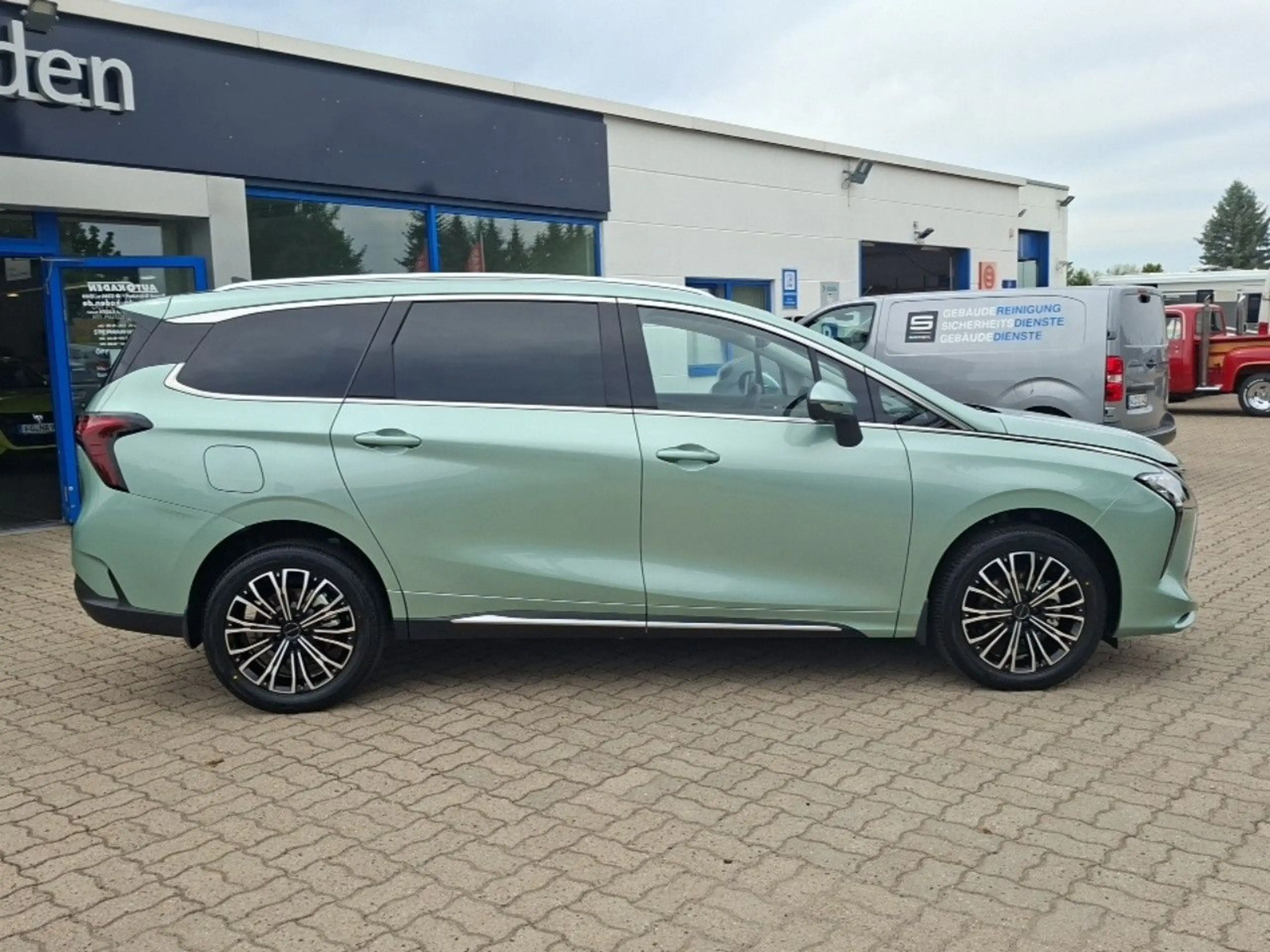 DFM Forthing 4 PHEV Plug in Hyb. Umweltbonus möglich — photo 4