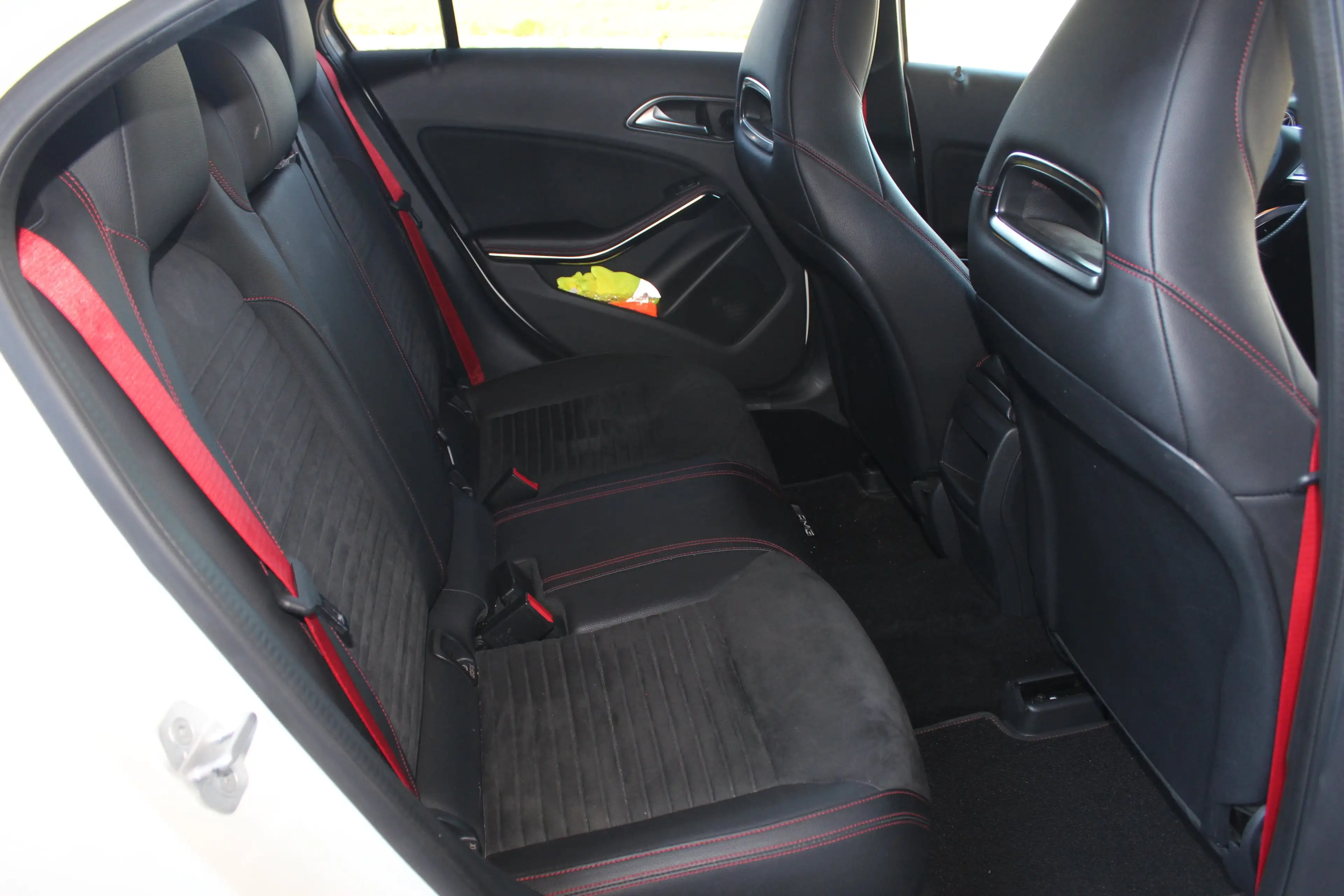 Mercedes-Benz A 45 AMG A 45 AMG: Designo, Winter&Sommerräder, Scheckh. — photo 9