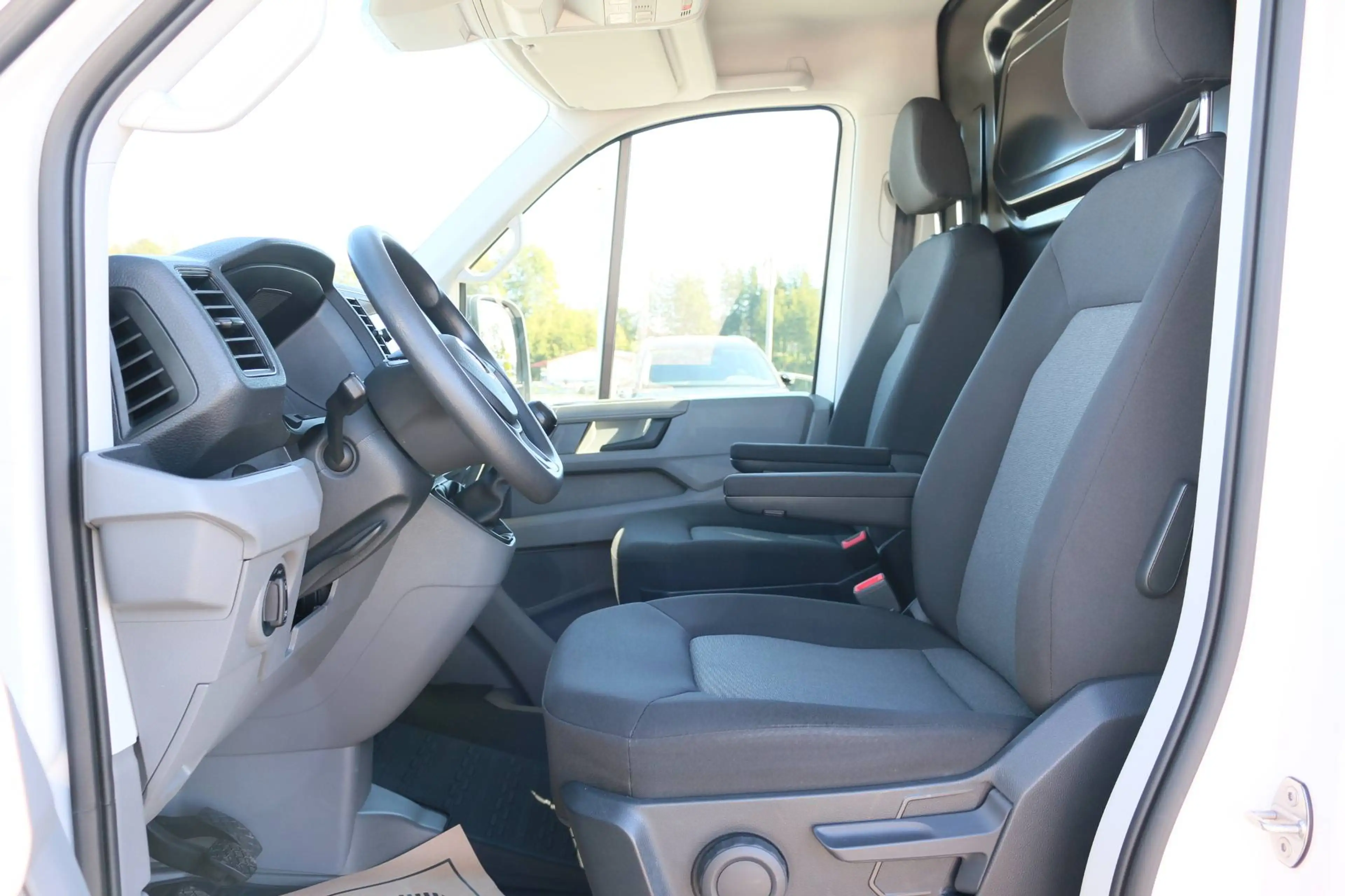 Volkswagen Crafter 35 Mittellang*AHK*Kamera*Top Zustand — photo 15