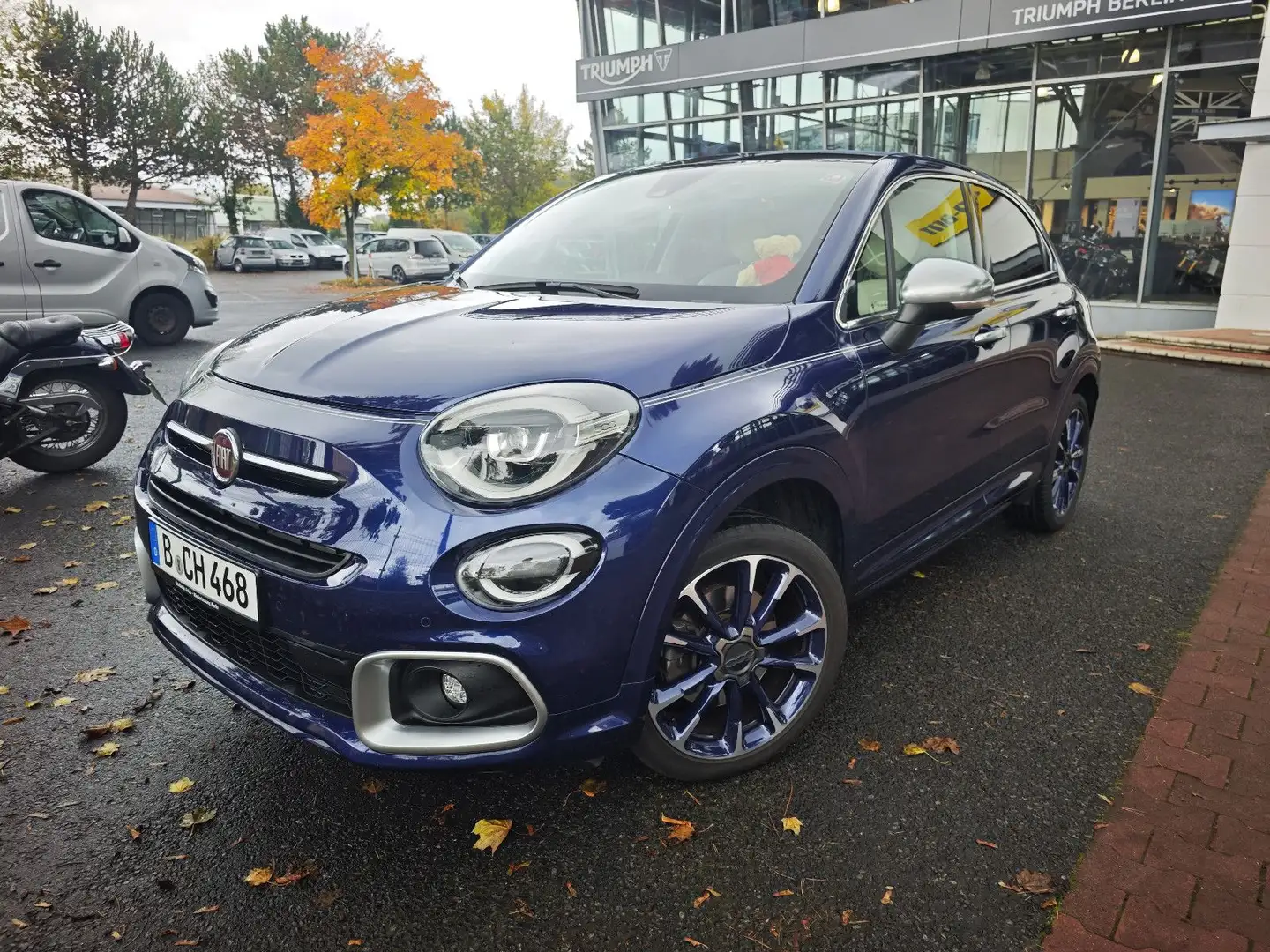 Fiat 500X 1.3 FireFly T DCT YACHT CLUB CAPRI Blau - 1