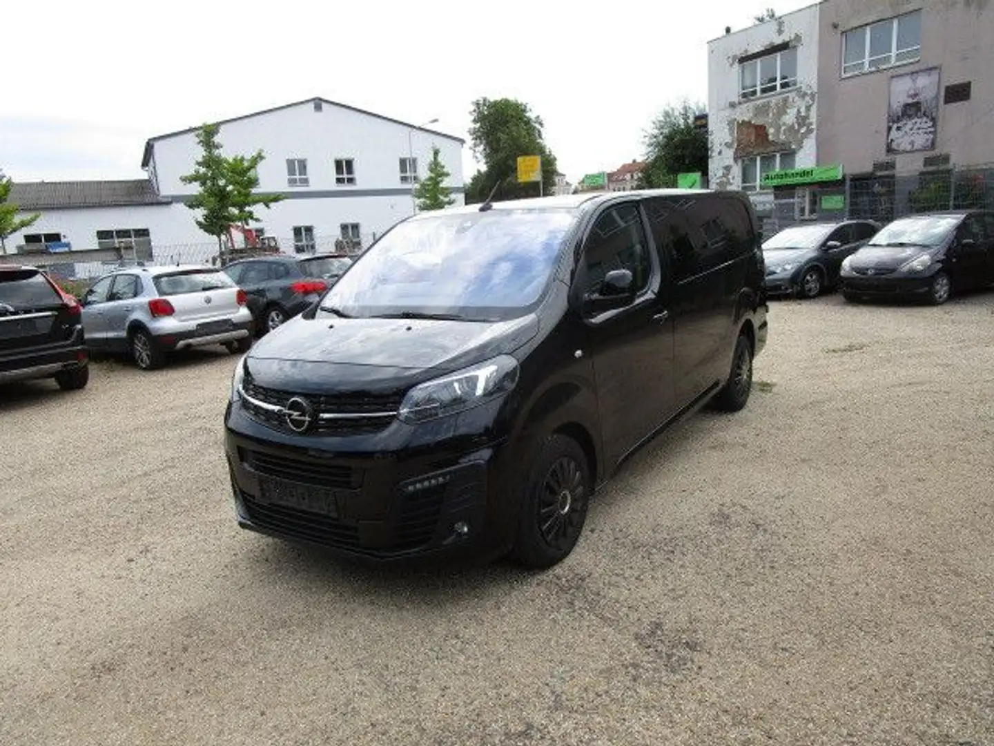 Opel Vivaro Innovation L Doppelkabine 2.0 Klima Navi. Schwarz - 1