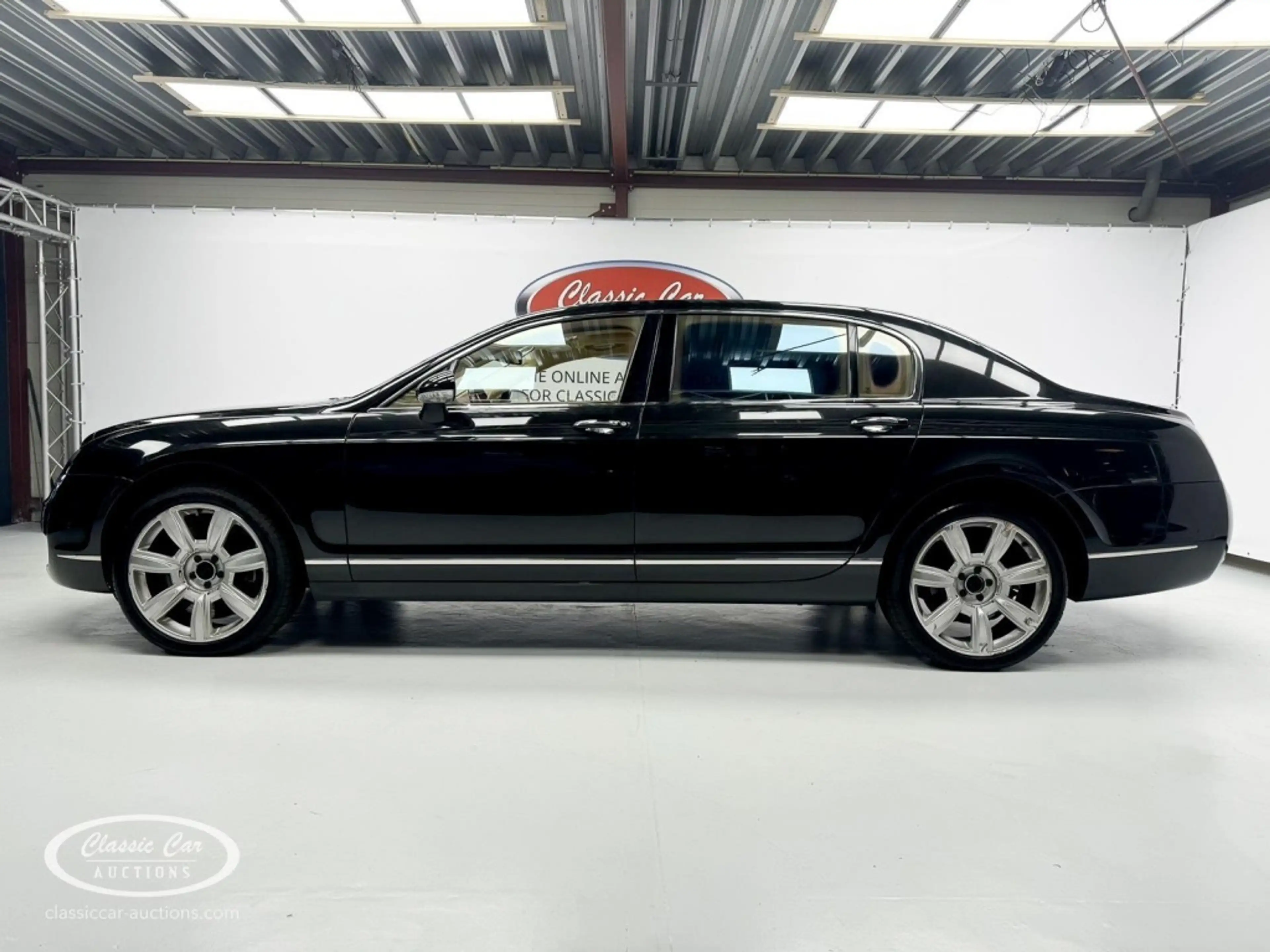 Bentley Flying Spur - ONLINE AUCTION — photo 7
