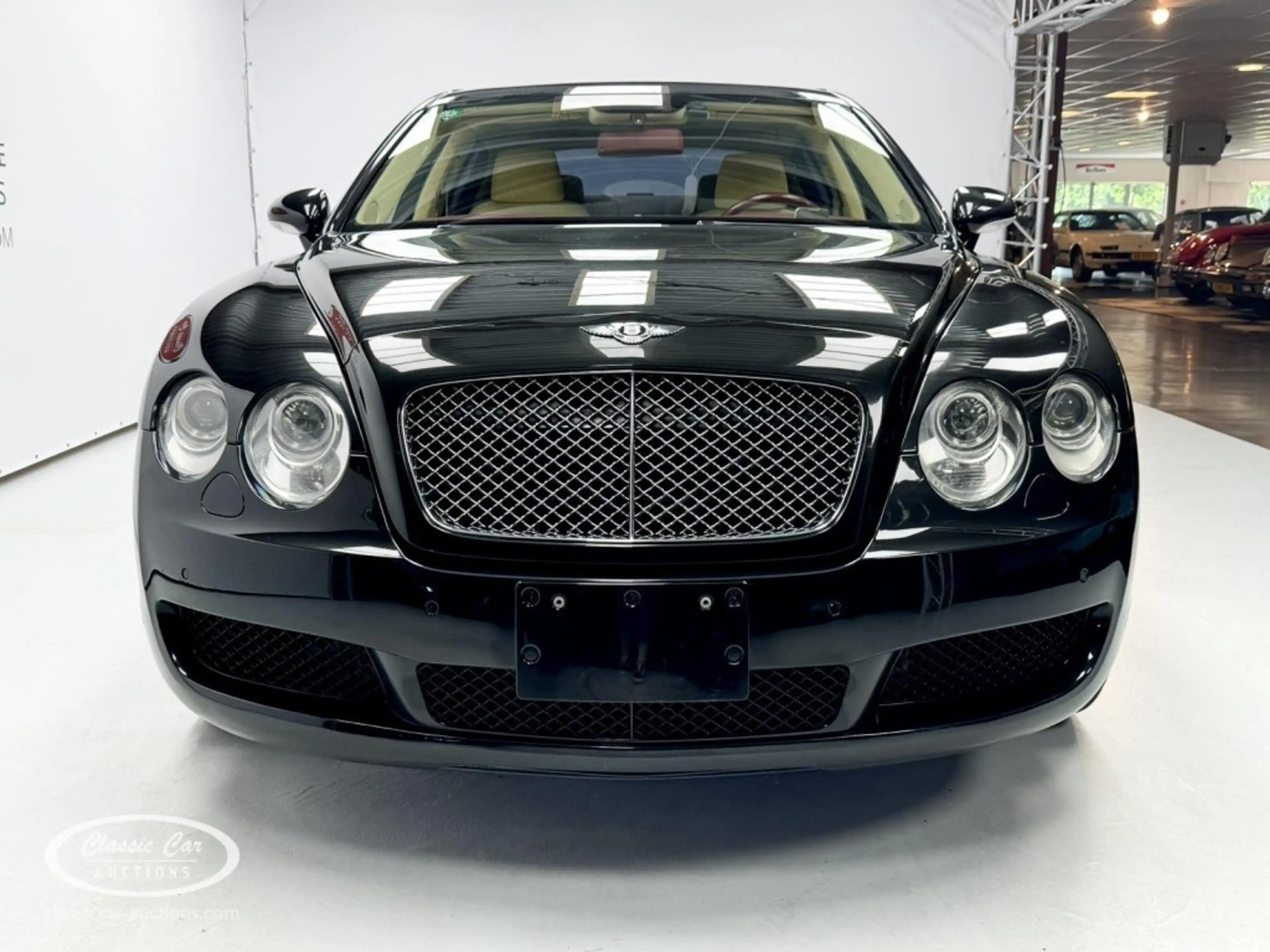 Bentley Flying Spur - ONLINE AUCTION — photo 2