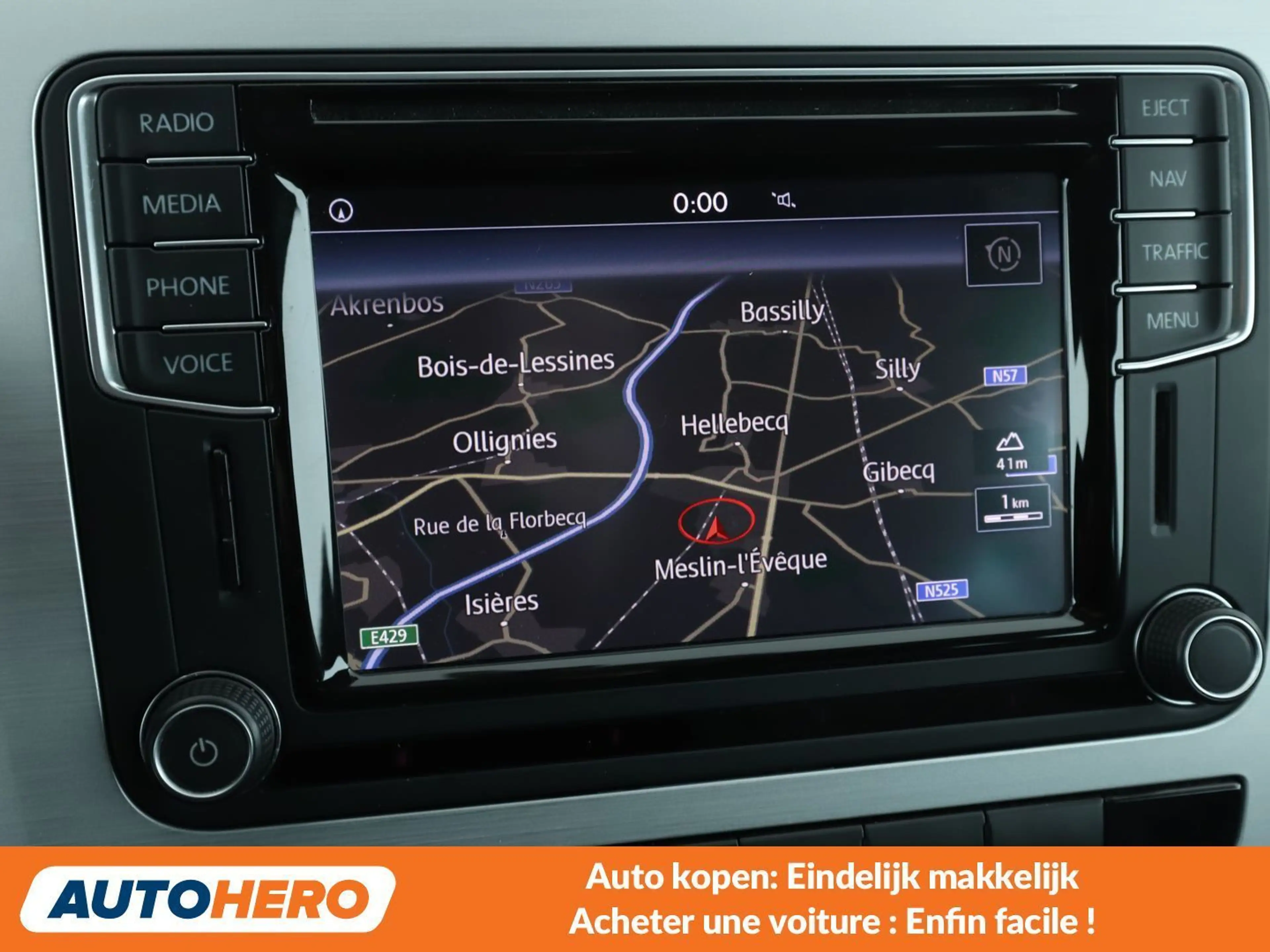 Volkswagen Scirocco 2.0 TSI BlueMotion — photo 8