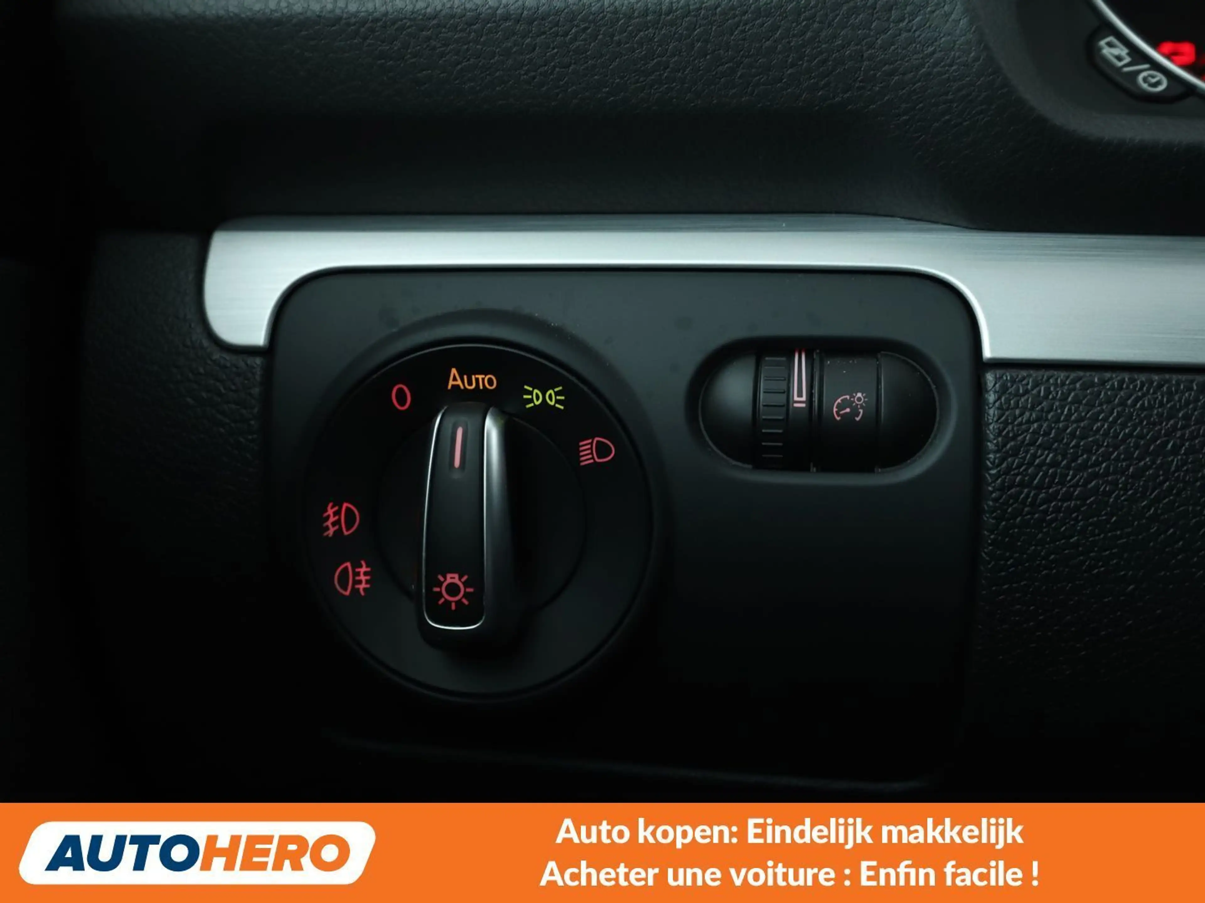Volkswagen Scirocco 2.0 TSI BlueMotion — photo 15