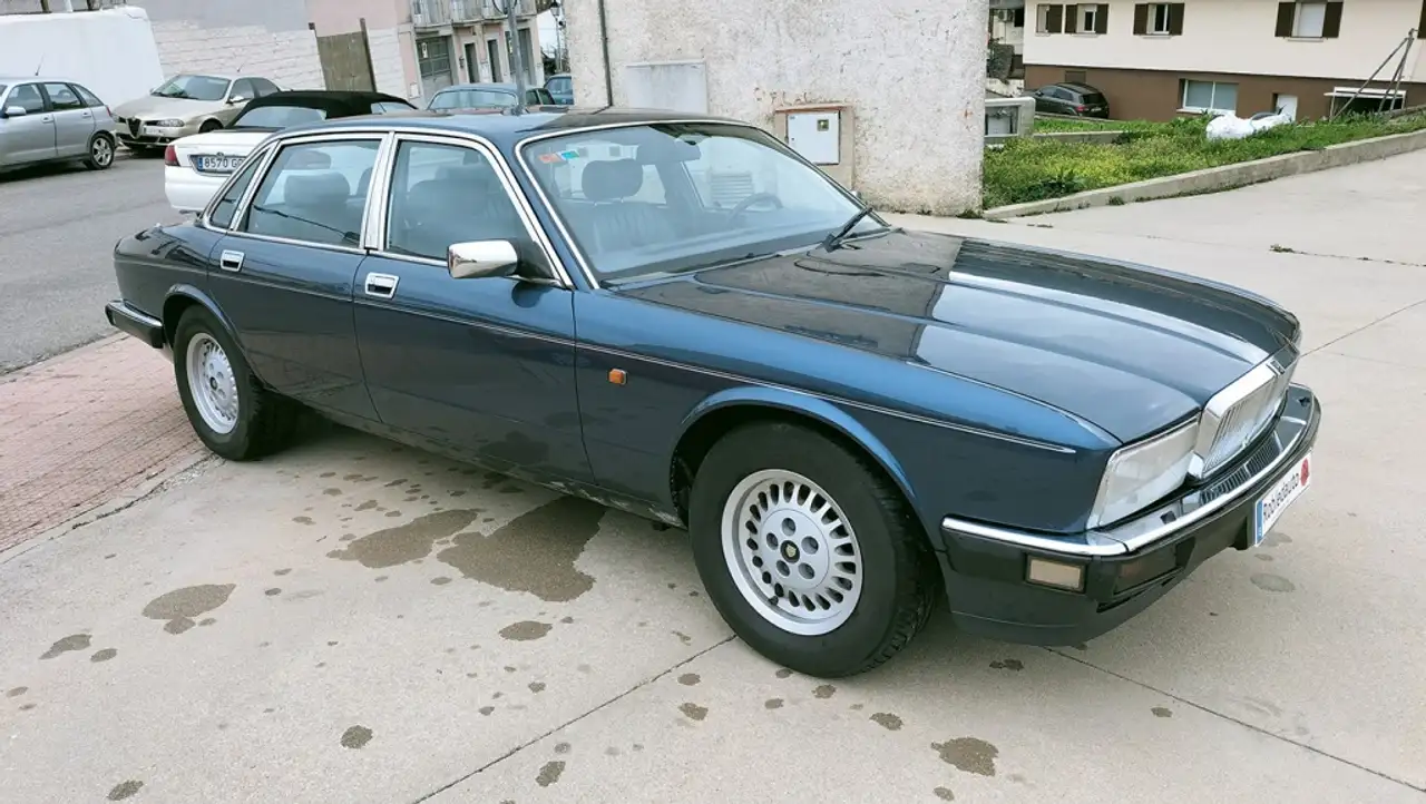 Jaguar XJ6 3.2 Sovereign Aut., foto 7