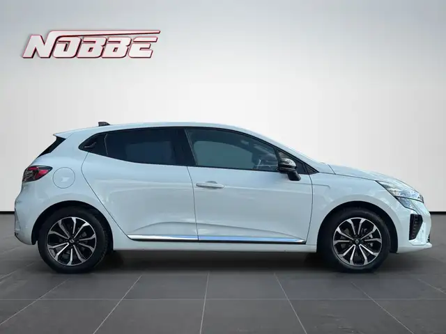 Renault Clio view 6