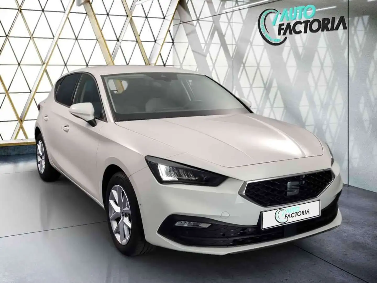 SEAT Leon -36%  2.0 TDI 150 BVA +MIRRORLINK+CAM+LED+Options Beige - 2