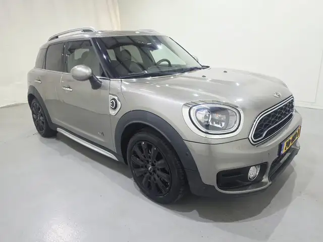 MINI Cooper SE Countryman ALL4 Chili Aut Pano 100.Kw