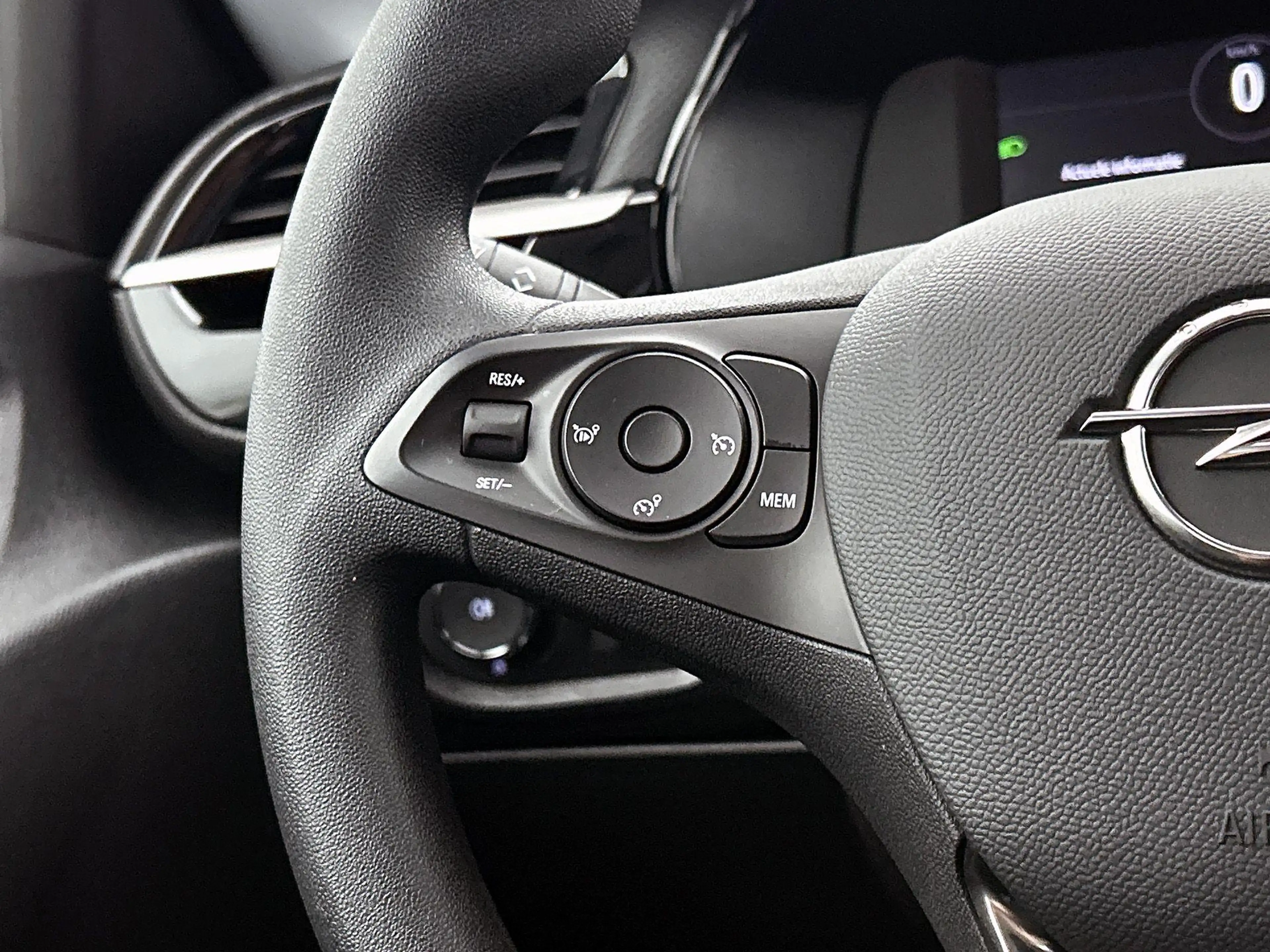 Opel Corsa-e Edition 50 kWh — photo 6