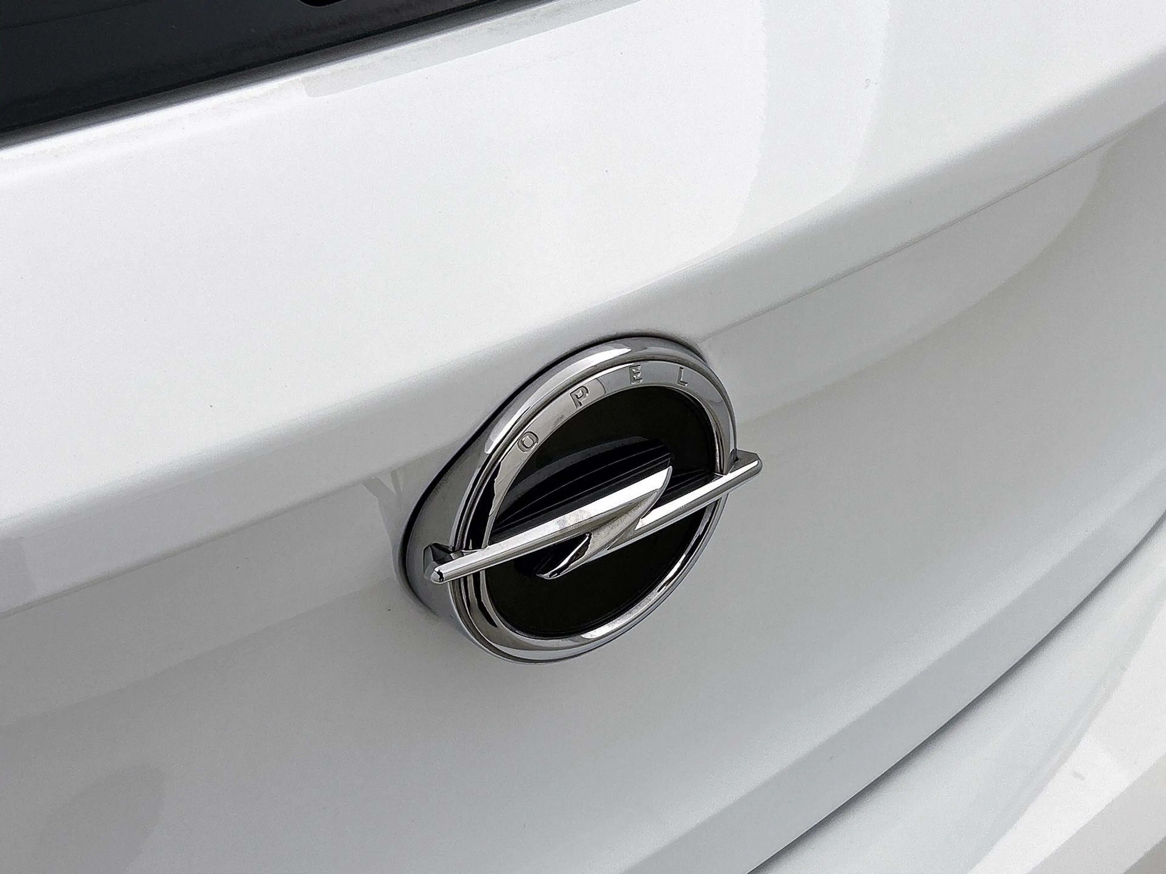 Opel Corsa-e Edition 50 kWh — photo 13