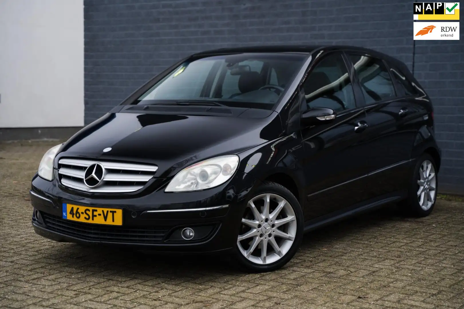 Mercedes-Benz B 200 Turbo 192pk, Leder, Panoramadak, NAP Zwart - 1