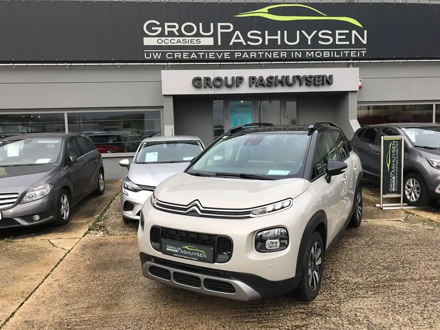 Citroen C3 Aircross Puretech Shine 1.2CC 110PK Beige - 1