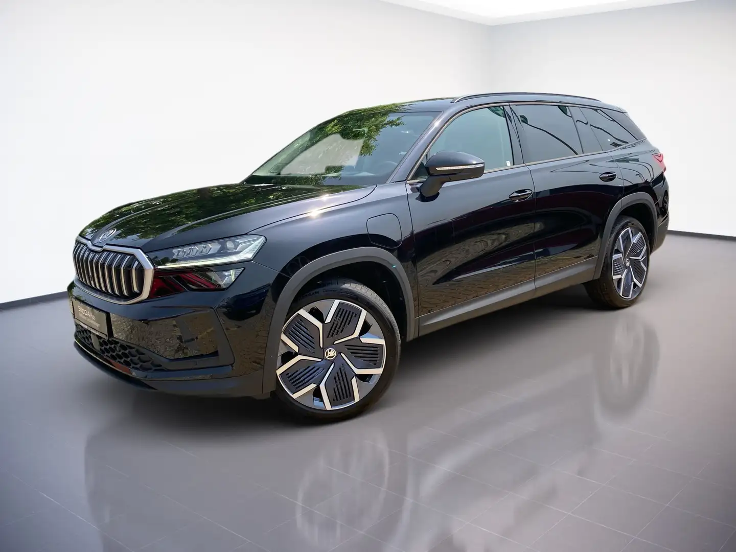 Skoda Kodiaq Selection iV 1.5TSI DCC+.360°.HUD.PANO.AHK.MATRIX. Schwarz - 2