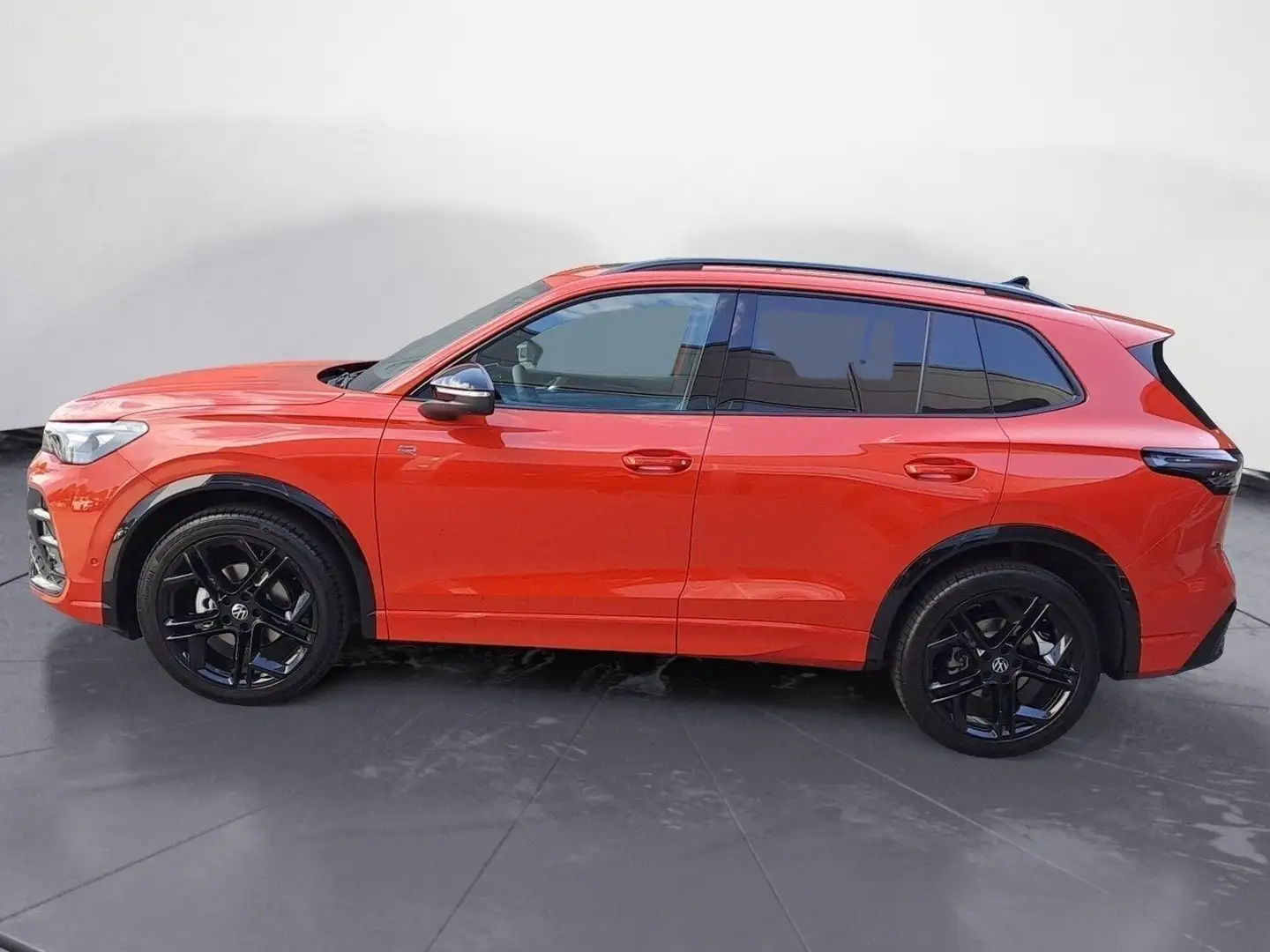 Volkswagen Tiguan 1.5 eTSI DSG R-Line Rouge - 2