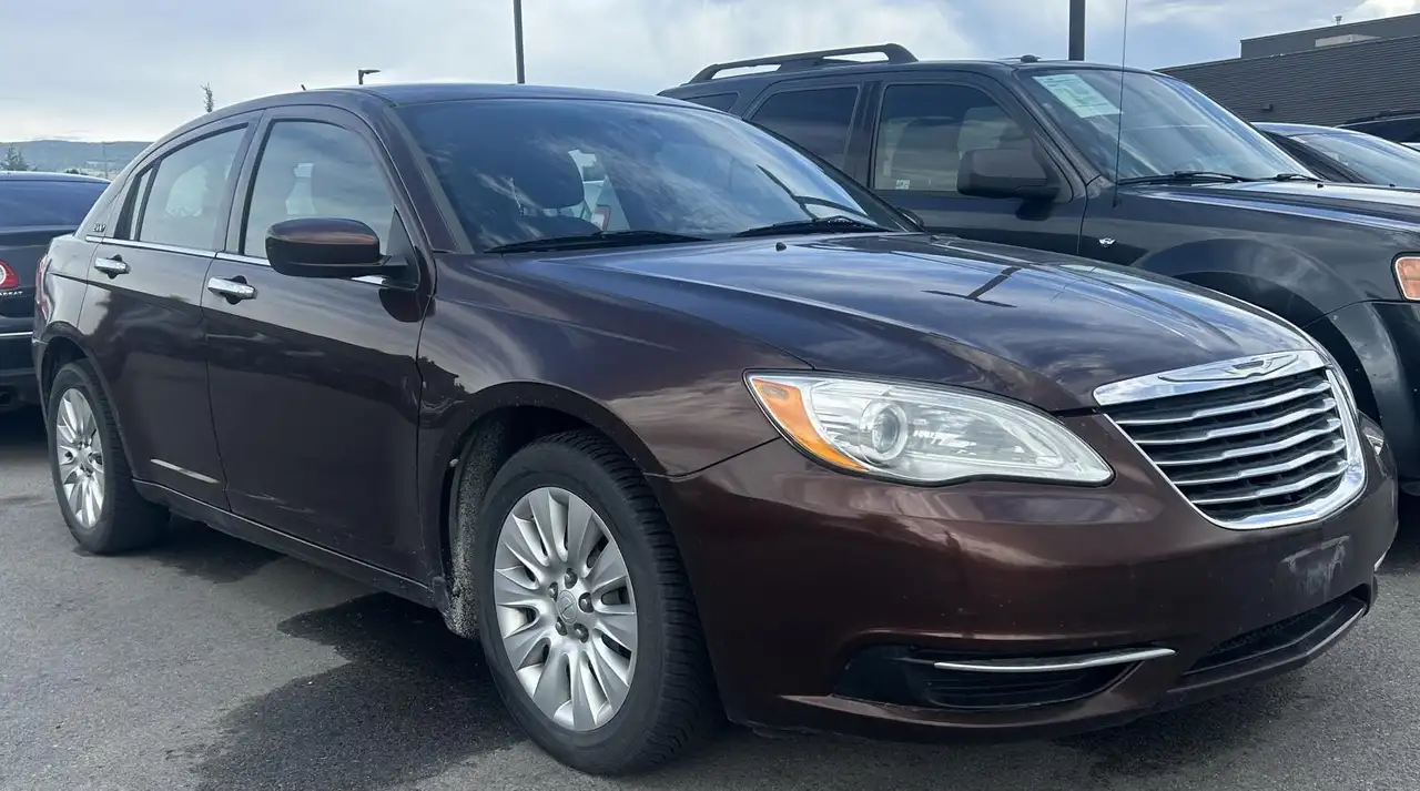 2013 Chrysler 200