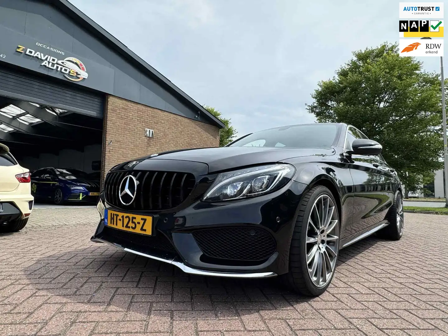 Mercedes-Benz C 63 AMG 180 Pakket \ Zwart - 1