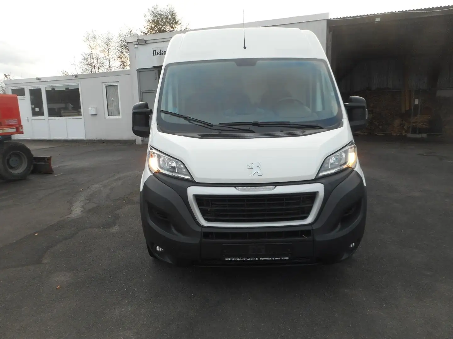 Peugeot Boxer Maxi 335 L3H2 Klima Navi Kamera Sortimo Weiß - 2
