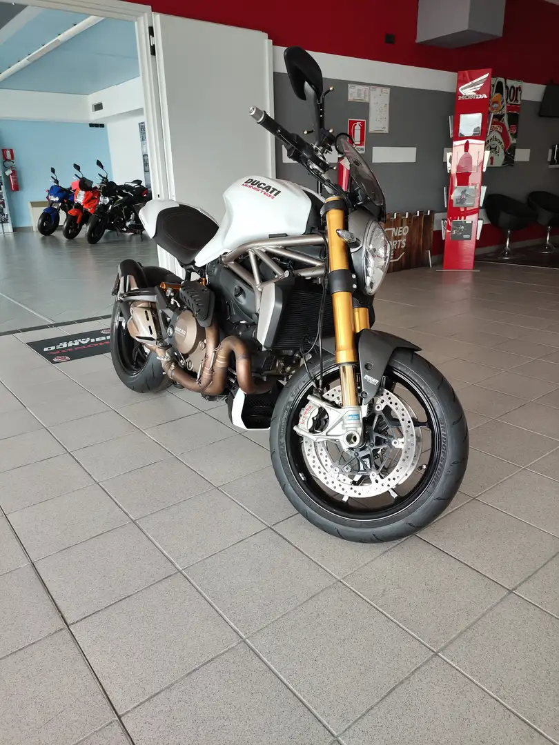 Ducati Monster 1200 S ABS bijela - 1