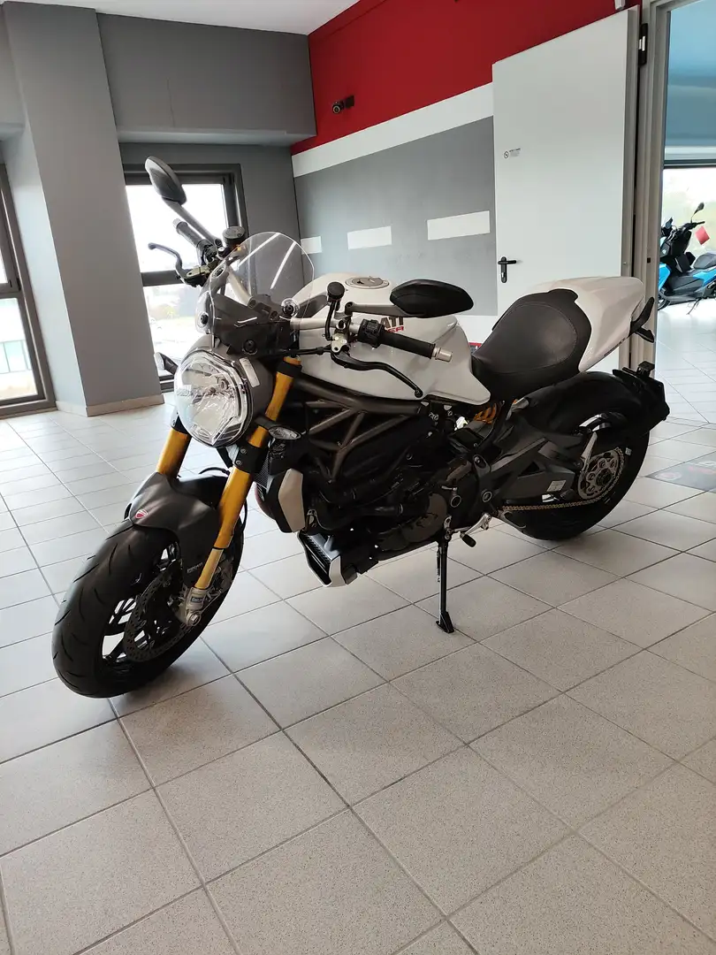 Ducati Monster 1200 S ABS White - 2
