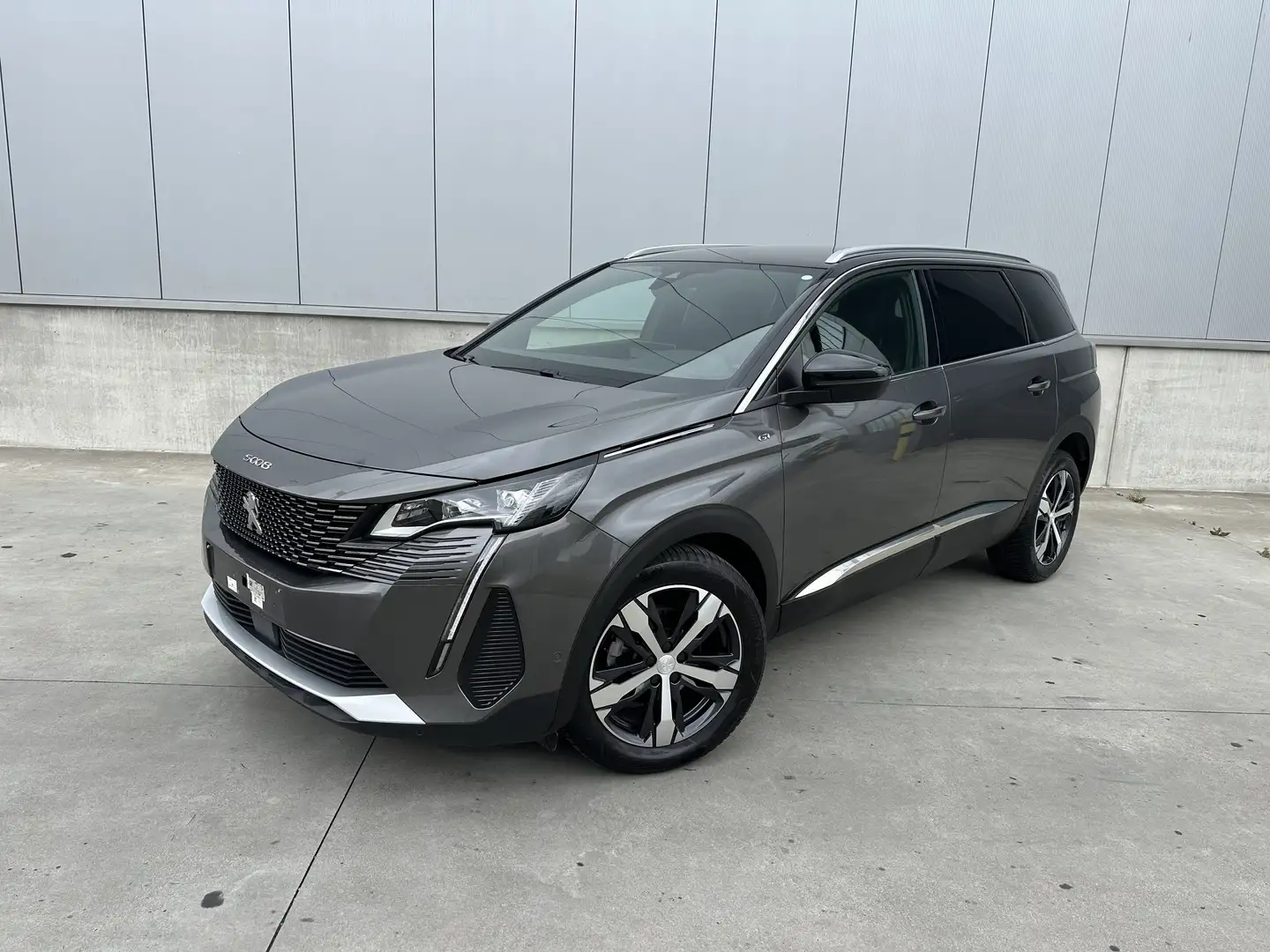 Peugeot 5008 1.5 BlueHDi GT (EU6.4) Gris - 1