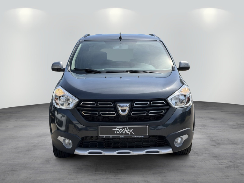 Dacia Lodgy 1.3 TCe 130 Stepway Plus 7 Sitzer Navi  Stepway Pl — photo 8