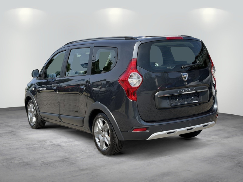 Dacia Lodgy 1.3 TCe 130 Stepway Plus 7 Sitzer Navi  Stepway Pl — photo 4
