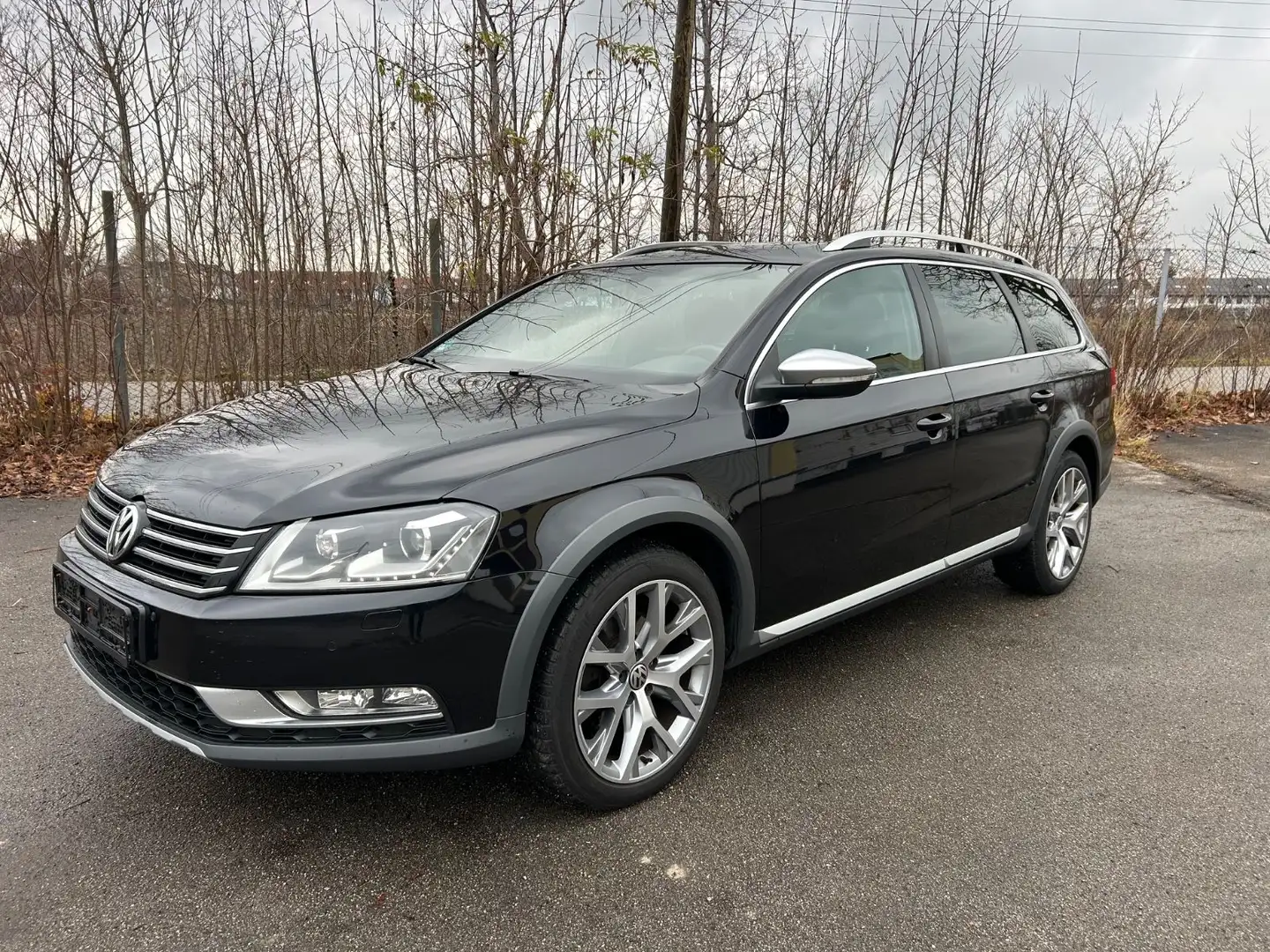 Volkswagen Passat Alltrack BMT 4Motion*AUTOMATIK*NAVI*XENON Schwarz - 1