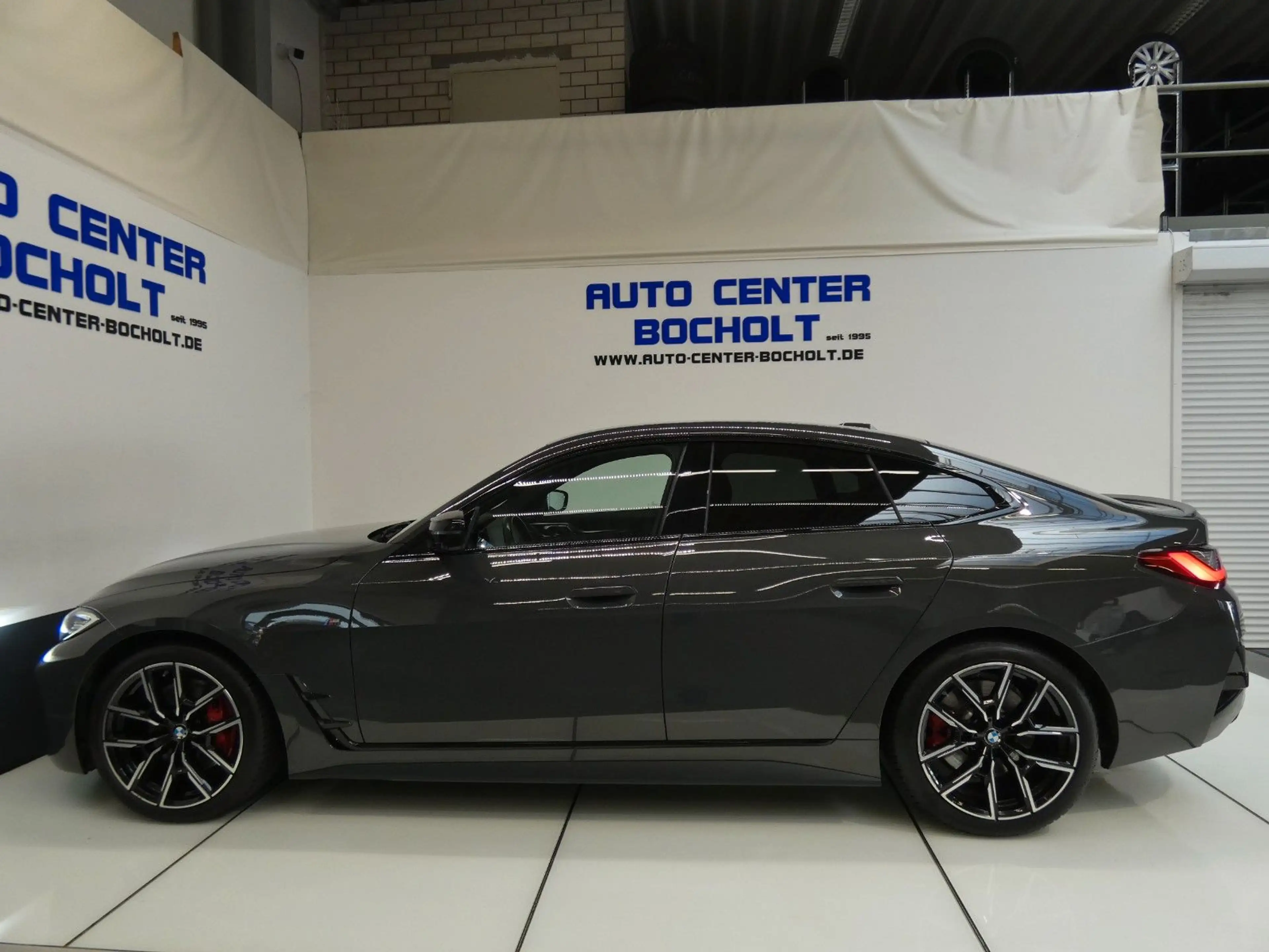 BMW M4 i xDrive*M Sport*LM19*DAB*360Kamera — photo 14