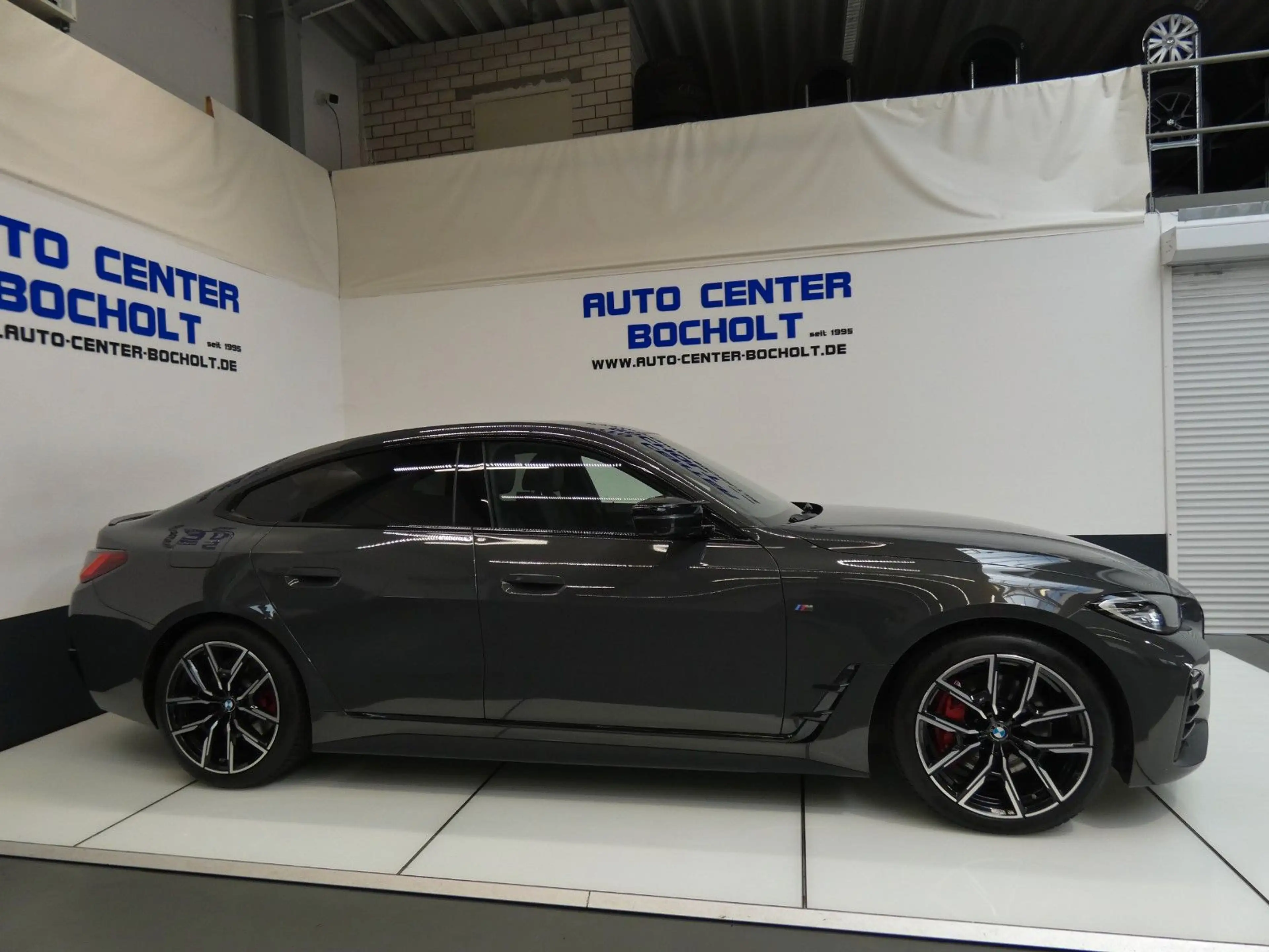 BMW M4 i xDrive*M Sport*LM19*DAB*360Kamera — photo 5
