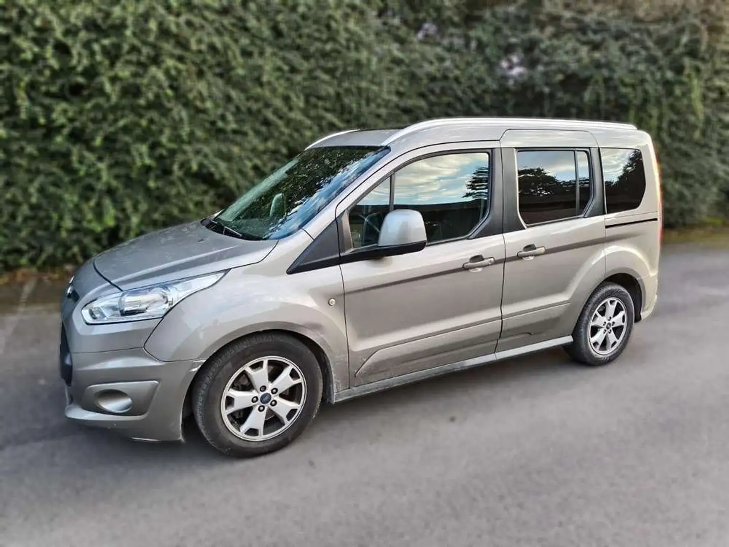 Ford Tourneo Connect 1.6TDCi Titanium 95 Beige - 2
