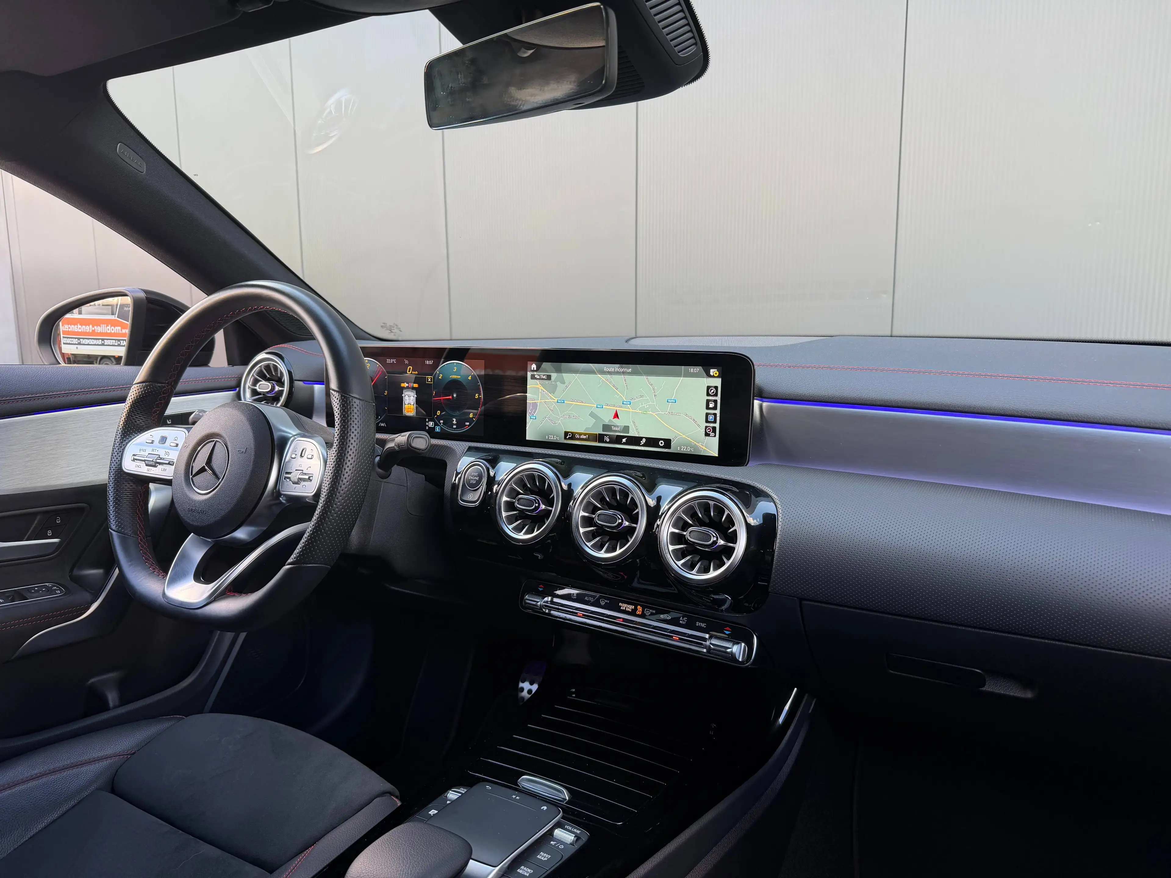 Mercedes-Benz CLA 180 d Shooting Brake 2.0 116cv - Pack AMG - Camera — photo 12
