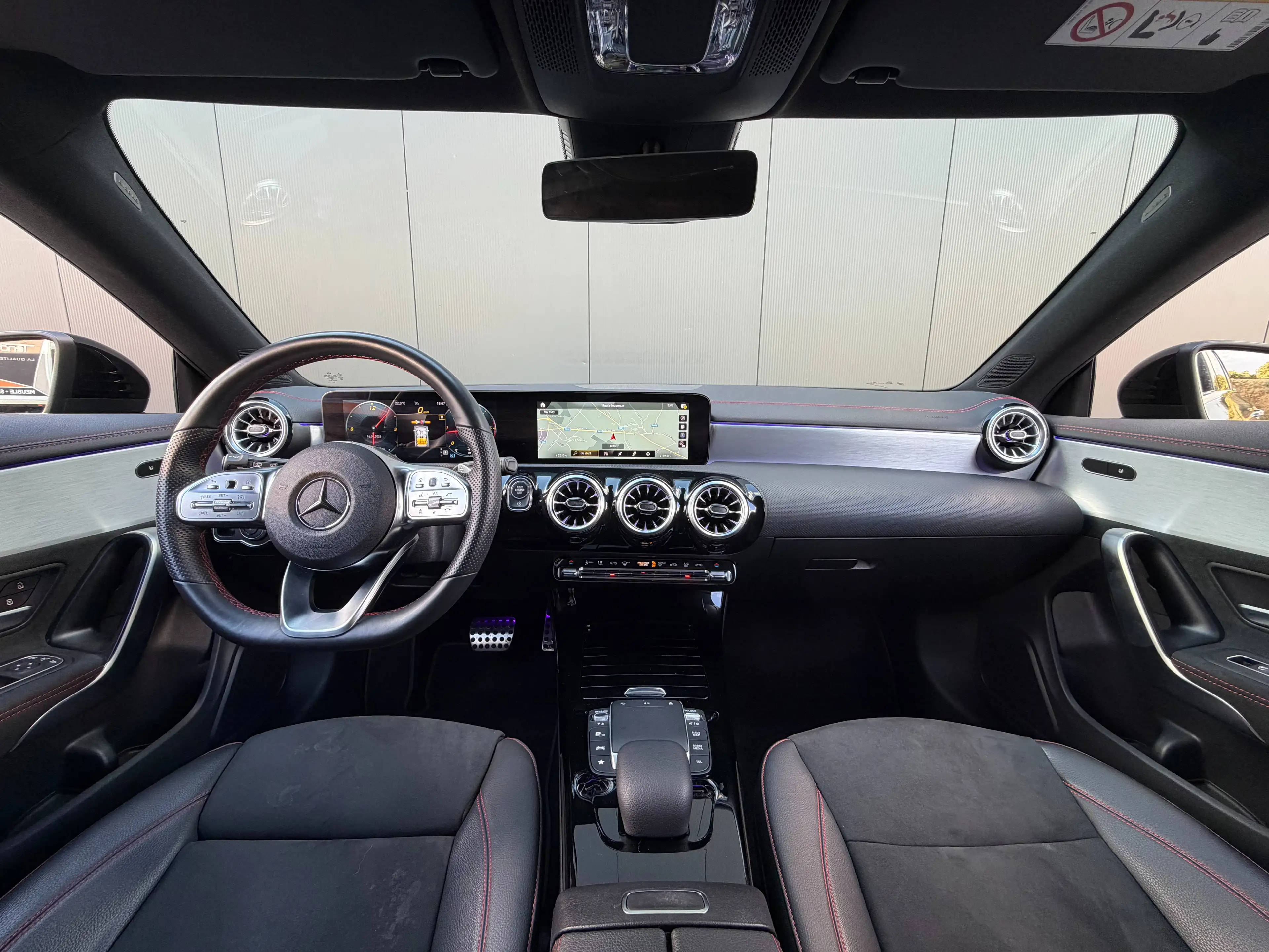 Mercedes-Benz CLA 180 d Shooting Brake 2.0 116cv - Pack AMG - Camera — photo 11