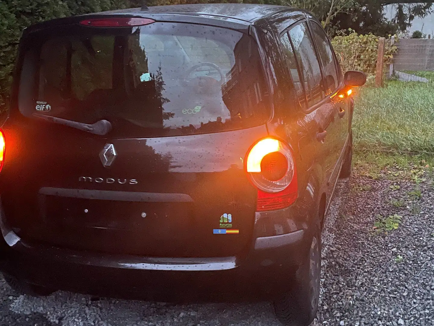 Renault Modus 1.2i 16v Expression Noir - 1
