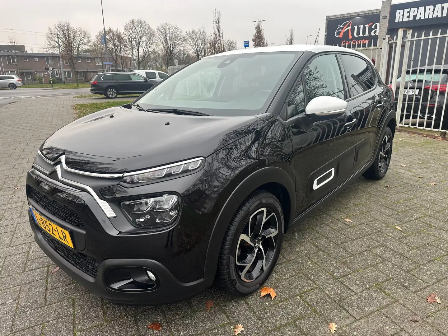 Citroen C3 1.2 PureTech Business camera navi cruise Schwarz - 2