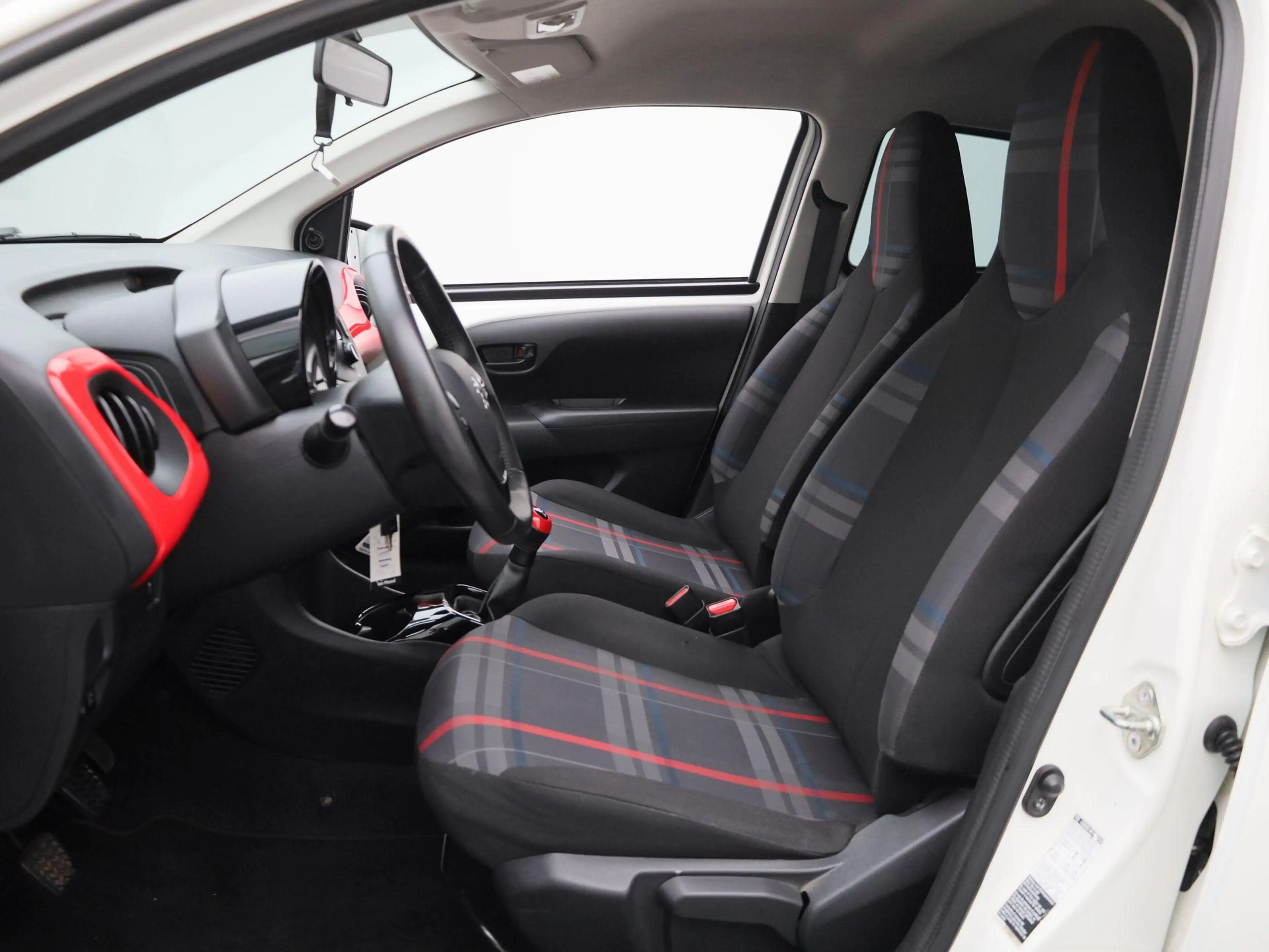 Peugeot 108 1.0 e-VTi Envy | AIRCONDITIONING | 5 DEURS | LICHT — photo 10