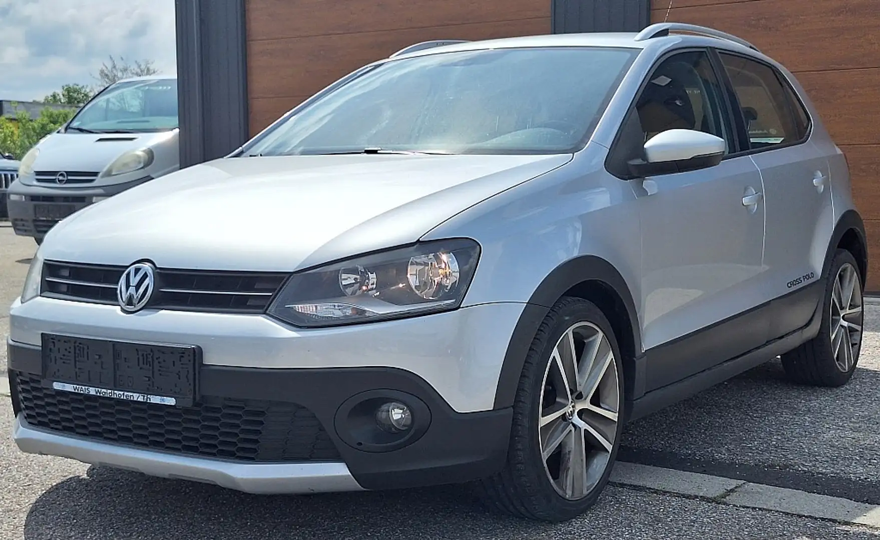 Volkswagen Polo CrossPolo 1,4 DSG Gris - 1