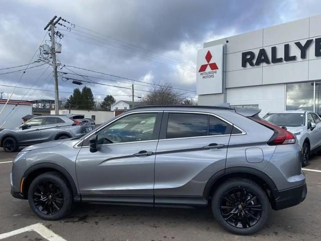 Mitsubishi Eclipse Cross снимка Mitsubishi Eclipse Cross