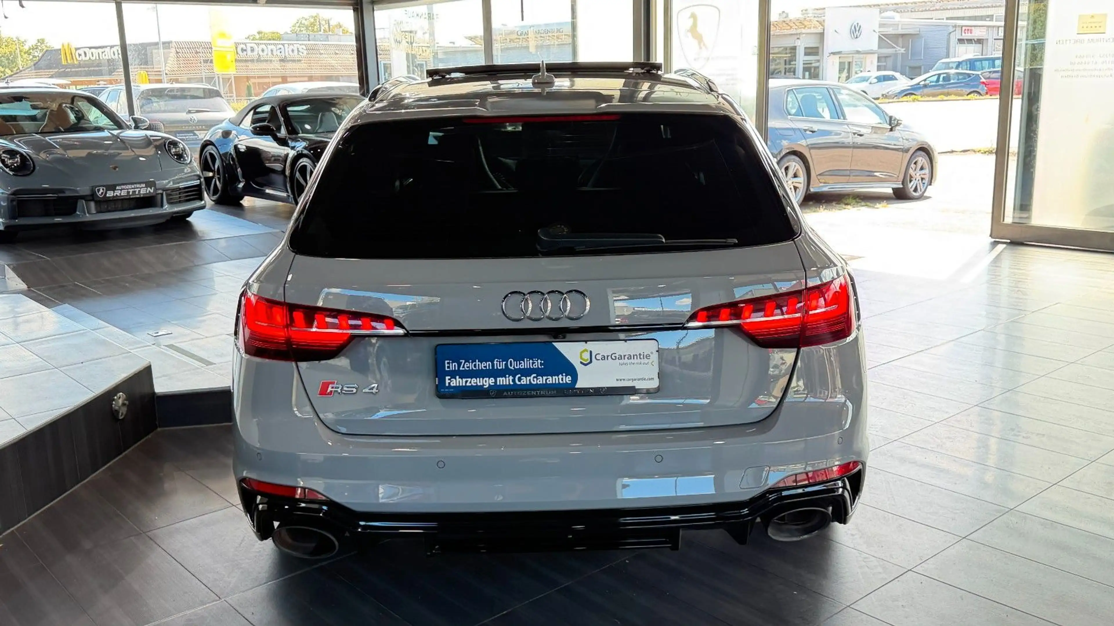 Audi RS4 Avant Pano*Quattro*HuD*ACC*360°*B&O*Matrix — photo 6