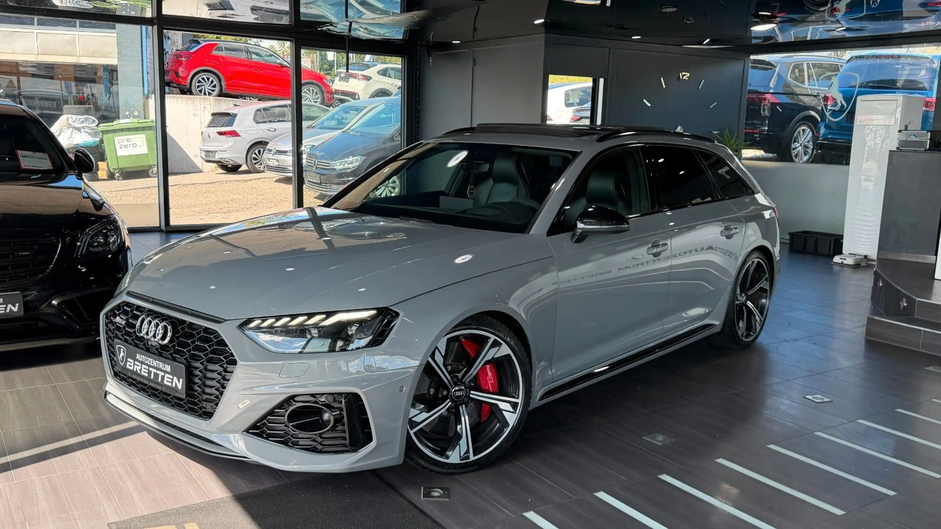 Audi RS4 Avant Pano*Quattro*HuD*ACC*360°*B&O*Matrix — photo 9