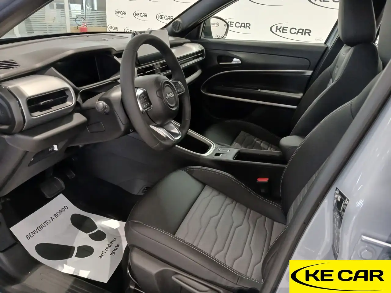 Jeep Avenger 1.2 MHEV 4xe Upland - PROMO JEEP 13