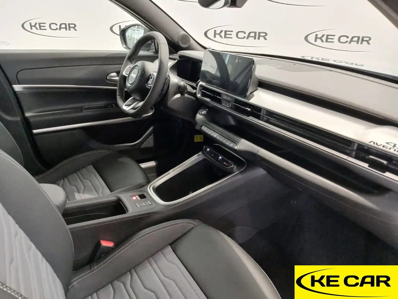 Jeep Avenger 1.2 MHEV 4xe Upland - PROMO JEEP 15