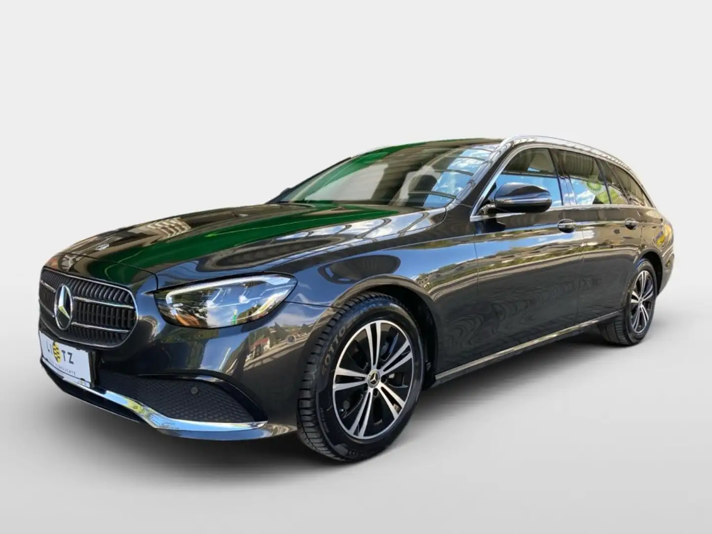 Mercedes-Benz E 220 d 4Matic T-Modell Avantgarde Line Grijs - 1
